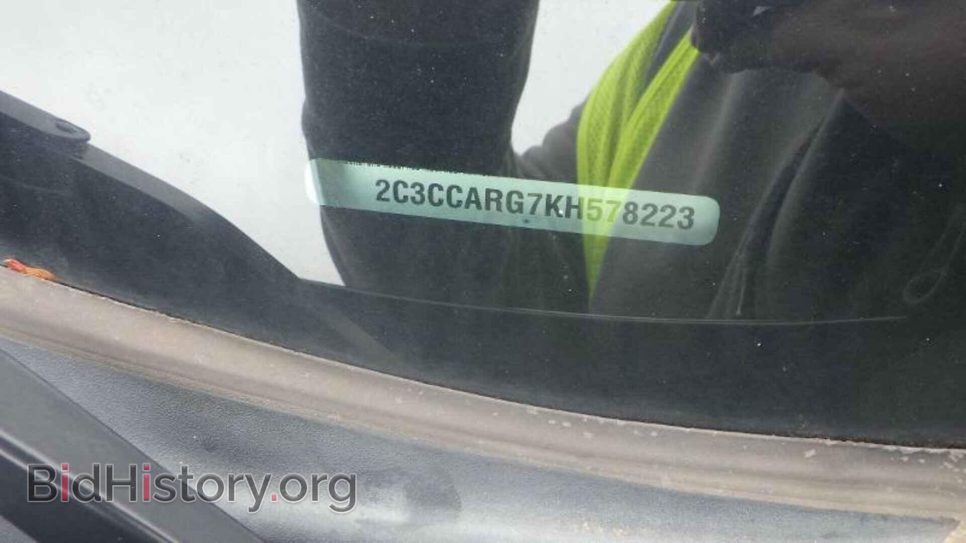 2019 CHRYSLER 300 - VIN: 2C3CCARG7KH578223 - Фото 6