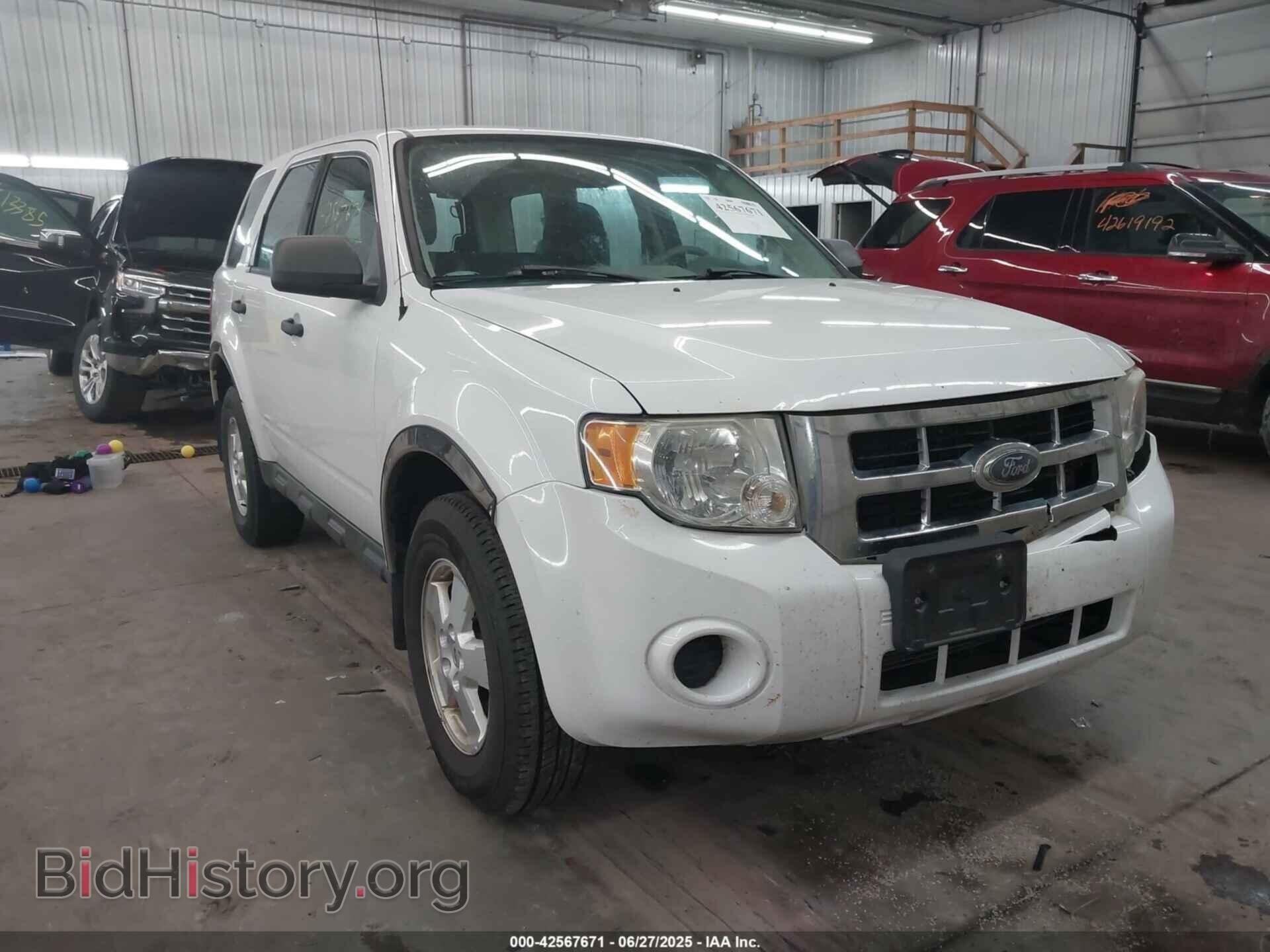 Фотография 1FMCU0C78CKA23038 - FORD ESCAPE 2012