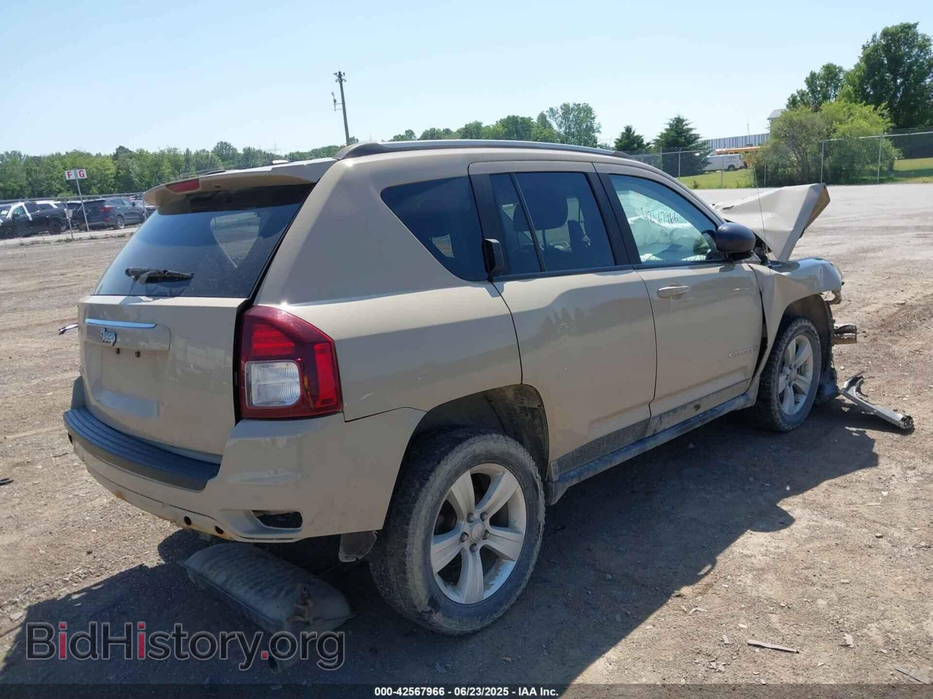 2017 JEEP COMPASS - VIN: 1C4NJDBB1HD177962 - Фото 4