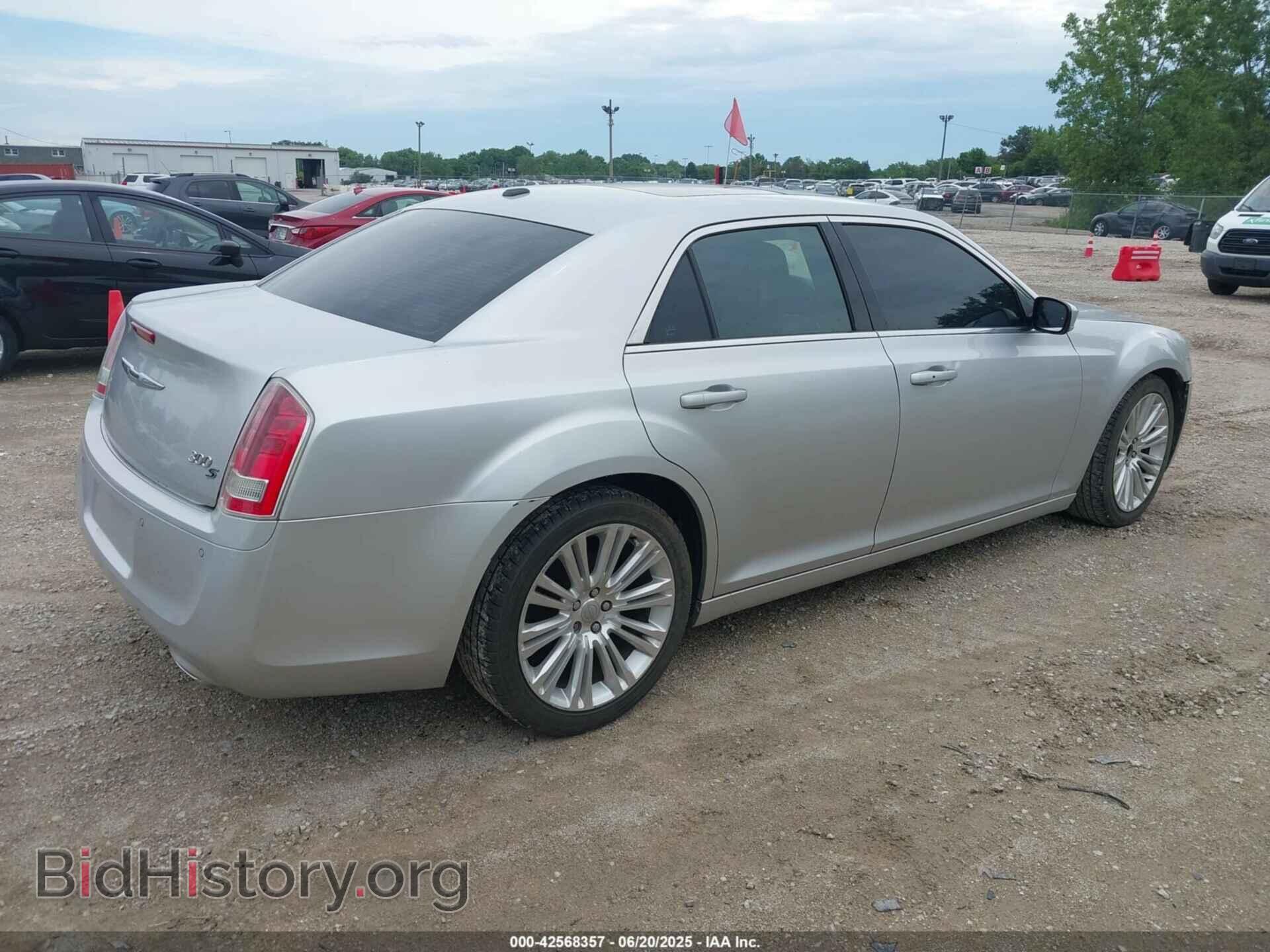2012 CHRYSLER 300 - VIN: 2C3CCABG7CH188332 - Photo 4