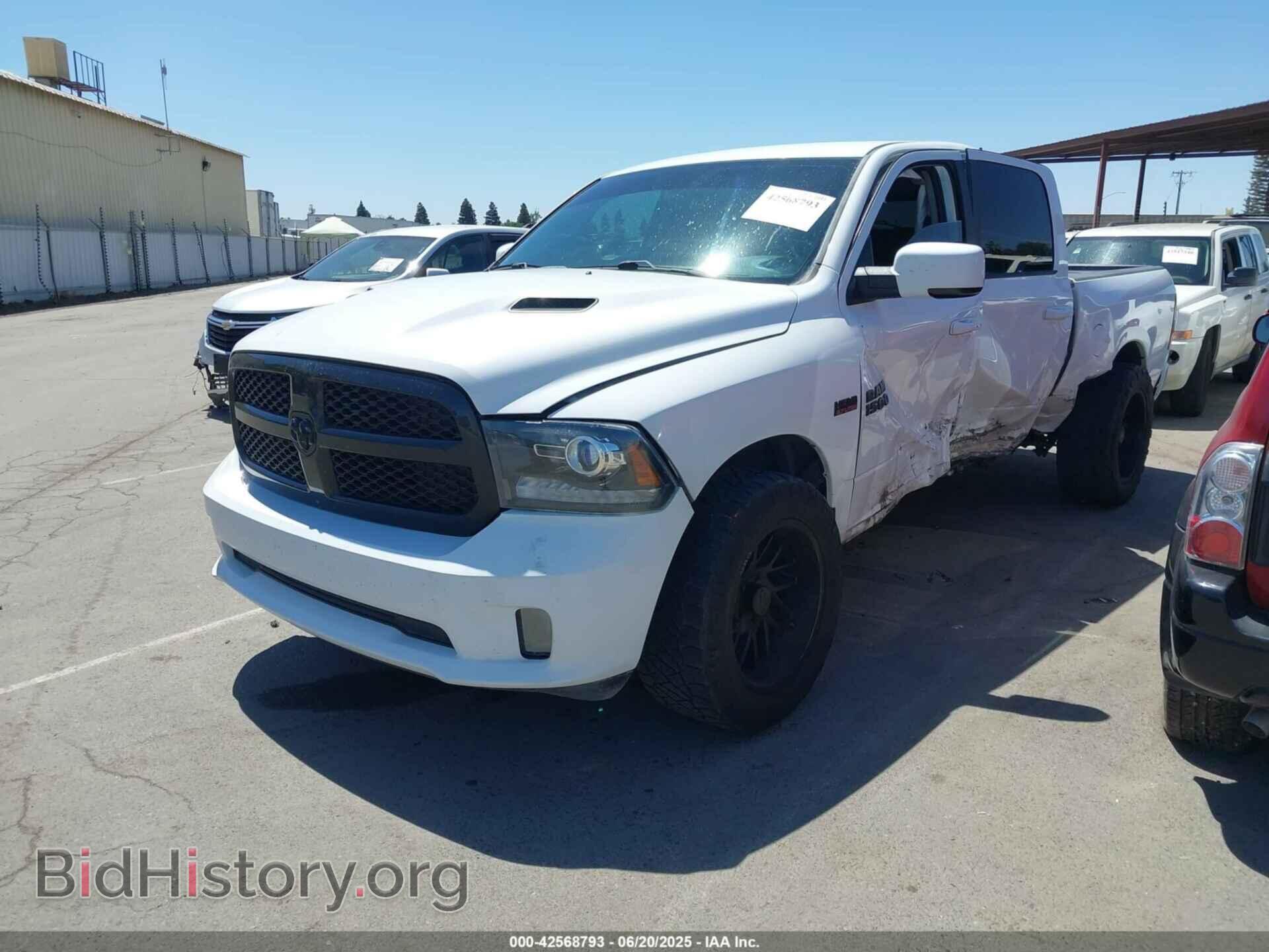 2018 RAM 1500 - VIN: 1C6RR7MT3JS162910 - Фото 2
