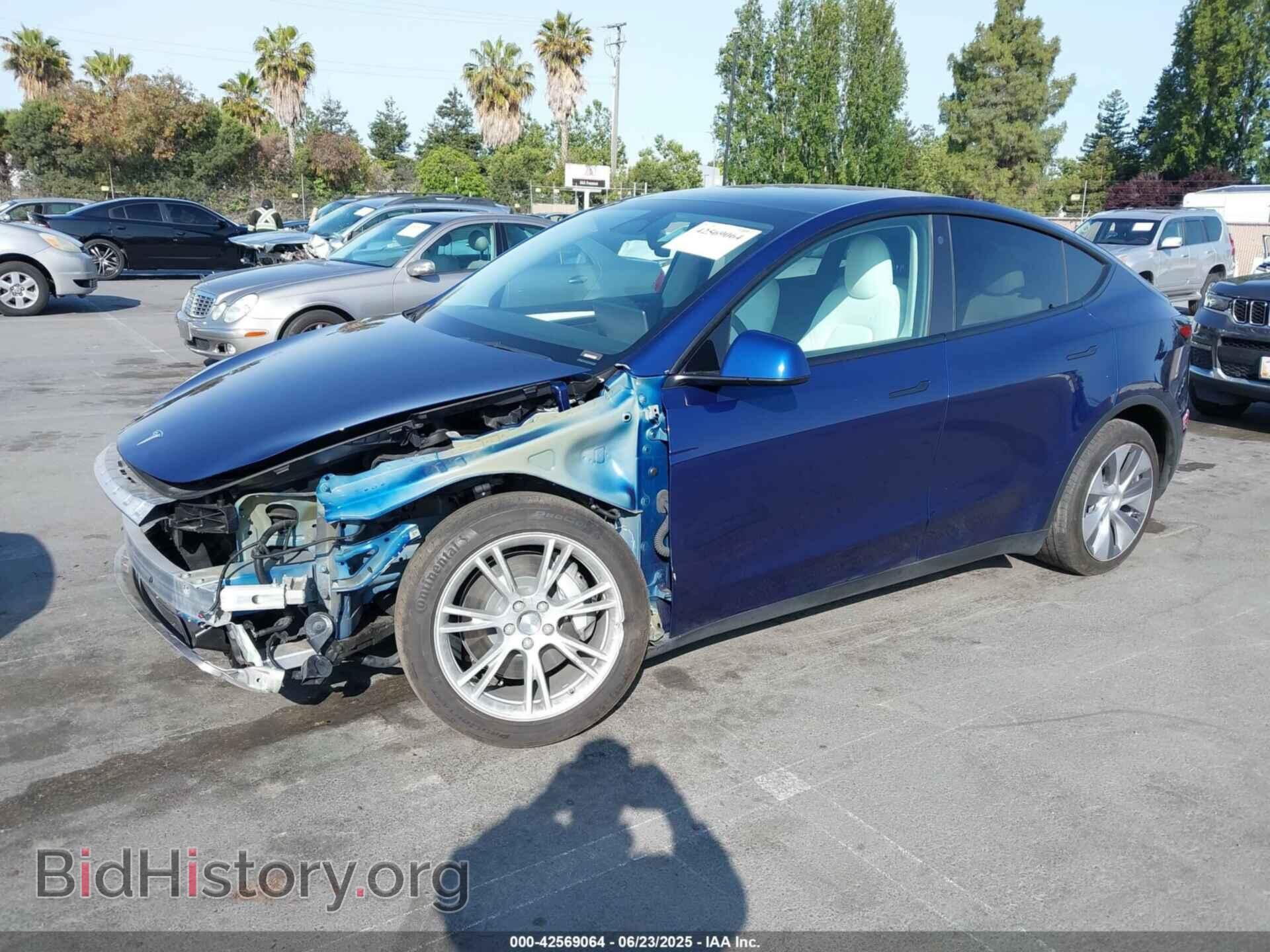 2023 TESLA MODEL Y - VIN: 7SAYGDEE7PF621275 - Фото 2