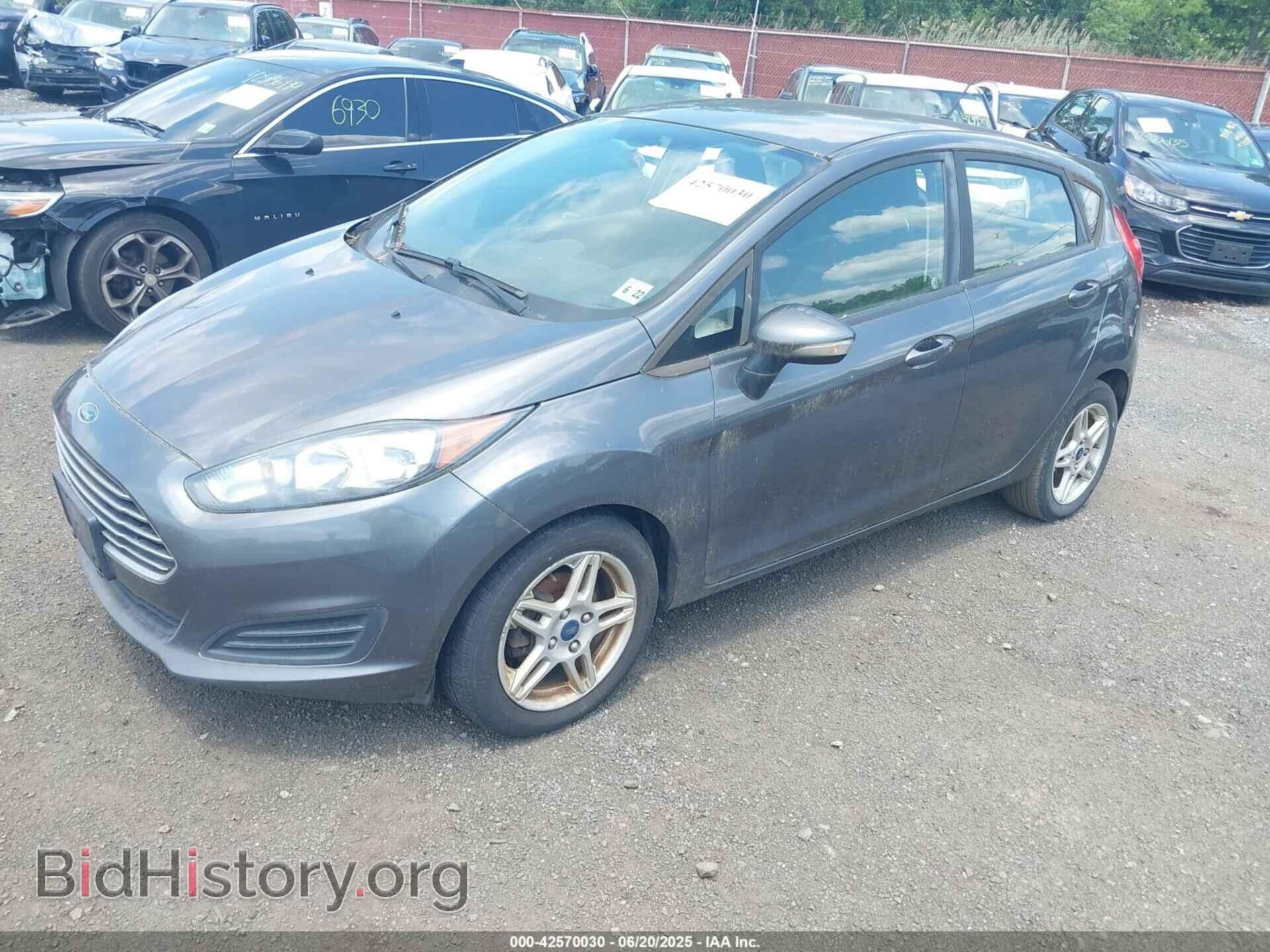 2017 FORD FIESTA - VIN: 3FADP4EJXHM102975 - Фото 2