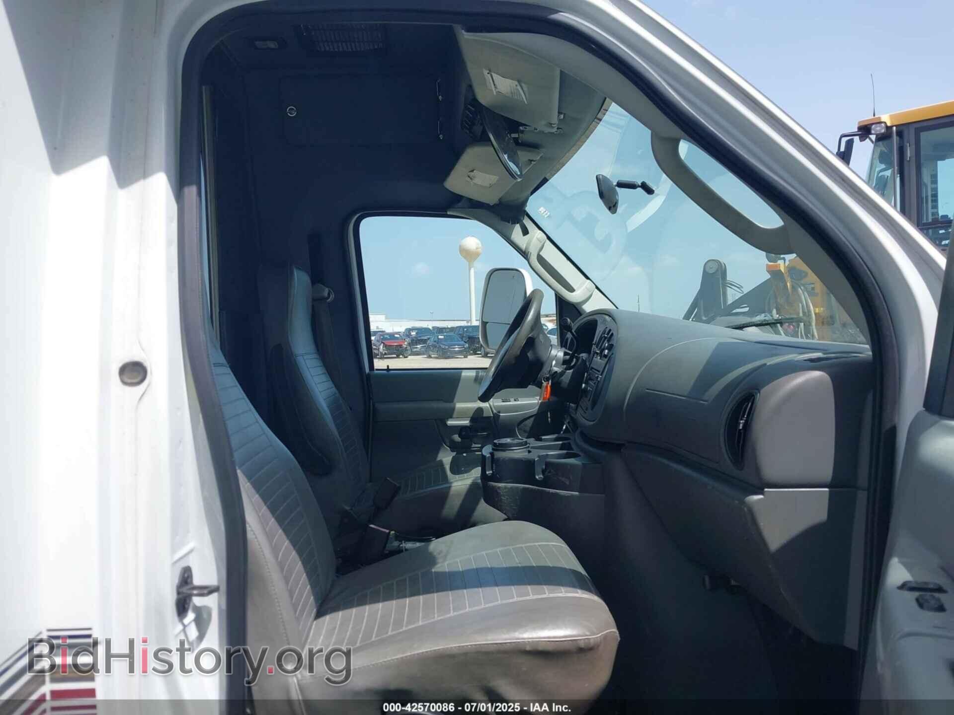 2008 FORD E-450 CUTAWAY - VIN: 1FDXE45S78DA08534 - Фото 7