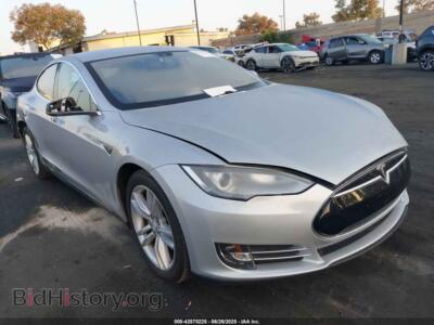 2013 Tesla MODEL S, серебристый — VIN 5YJSA1CN6DFP11289, IAAI