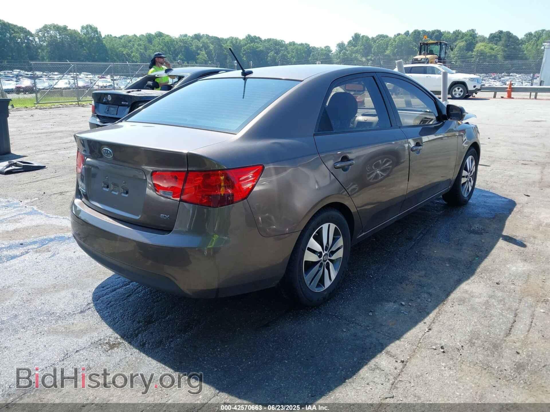 2013 KIA FORTE - VIN: KNAFU4A22D5678728 - Фото 4