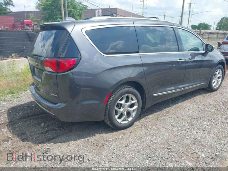 2020 Chrysler PACIFICA (VIN 2C4RC1GG2LR258750) — photo 4 of 16