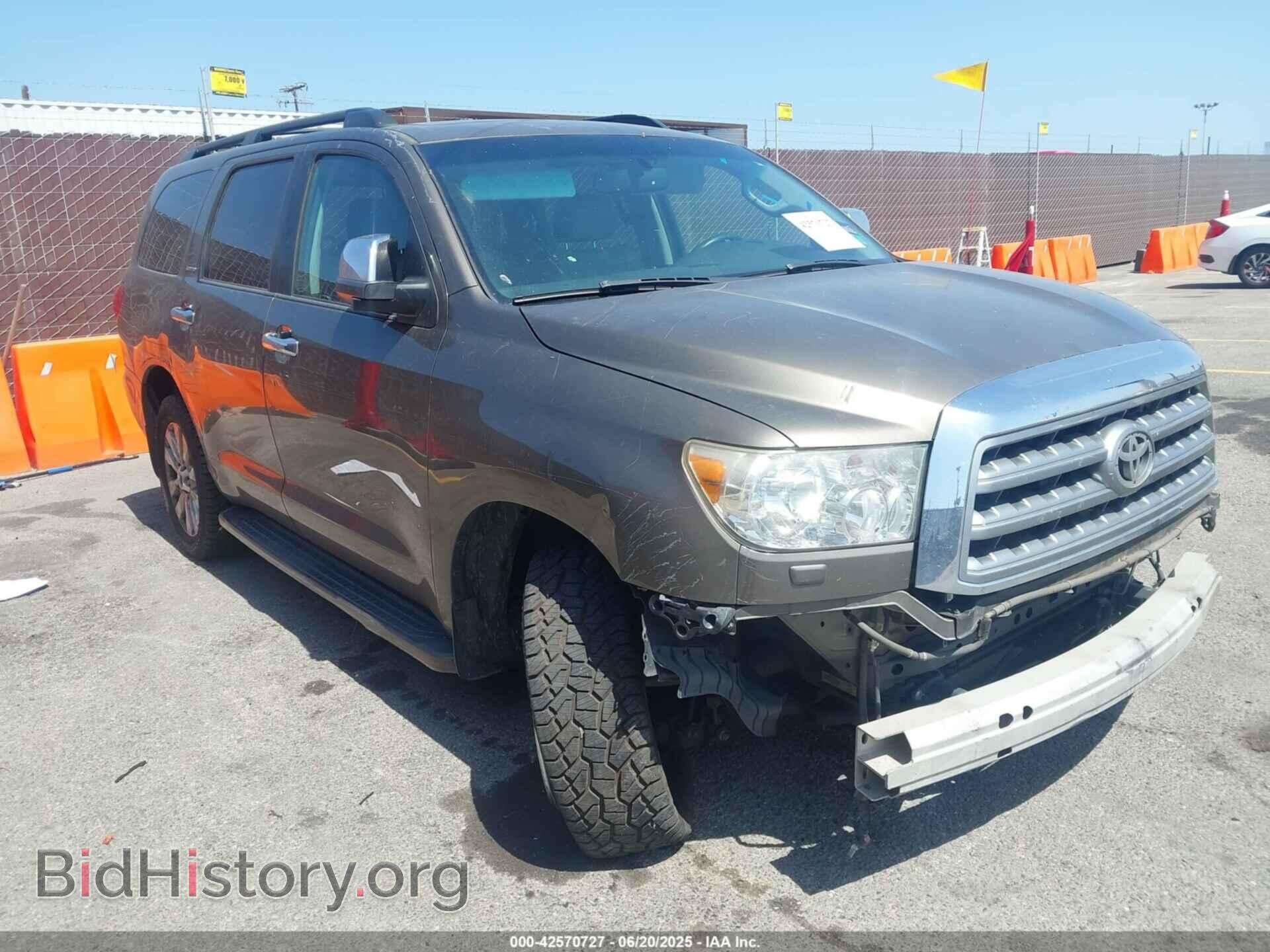 Photo 5TDKY5G19CS041872 - TOYOTA SEQUOIA 2012