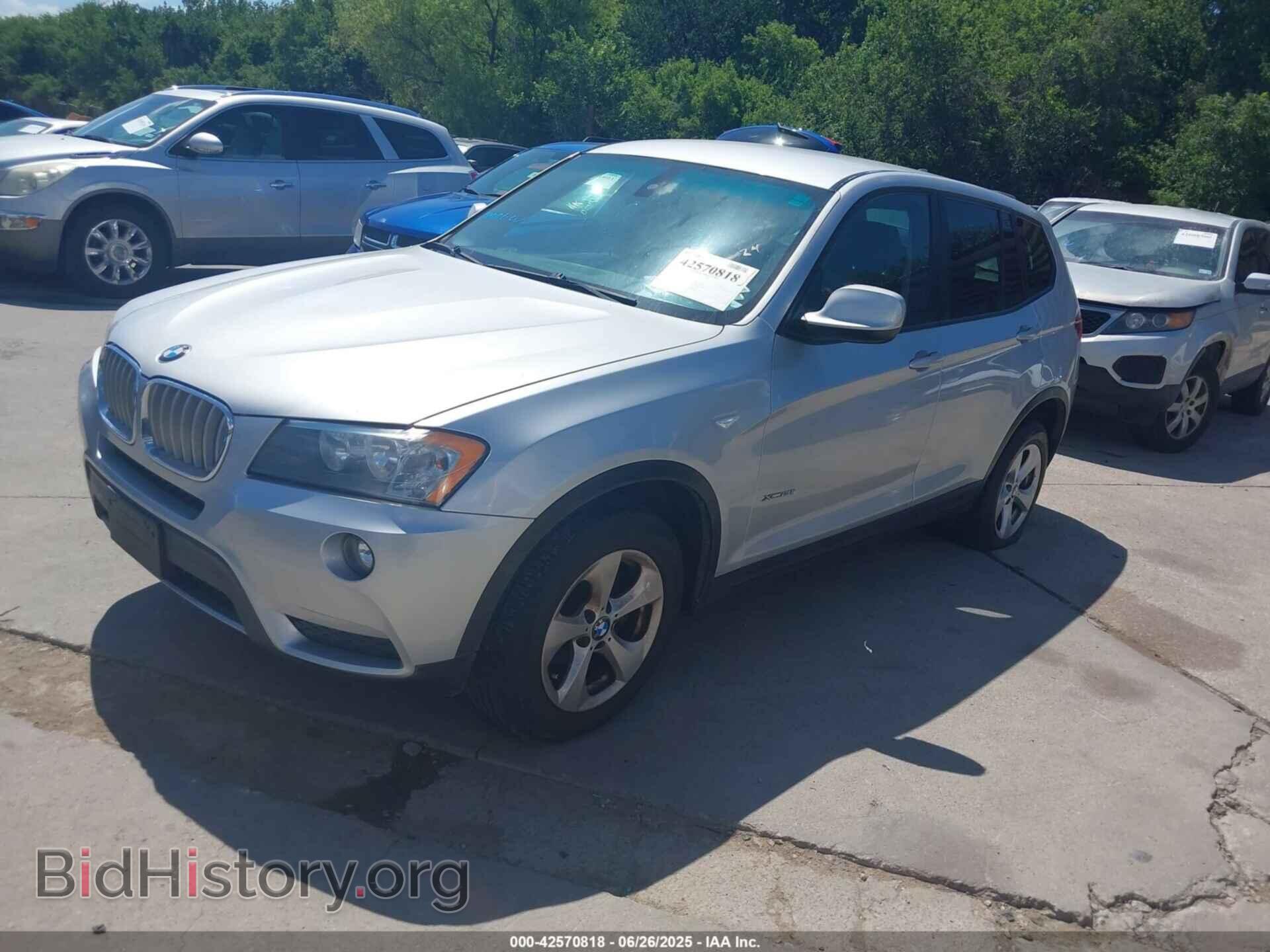 2011 BMW X3 - VIN: 5UXWX5C50BL709733 - Фото 2
