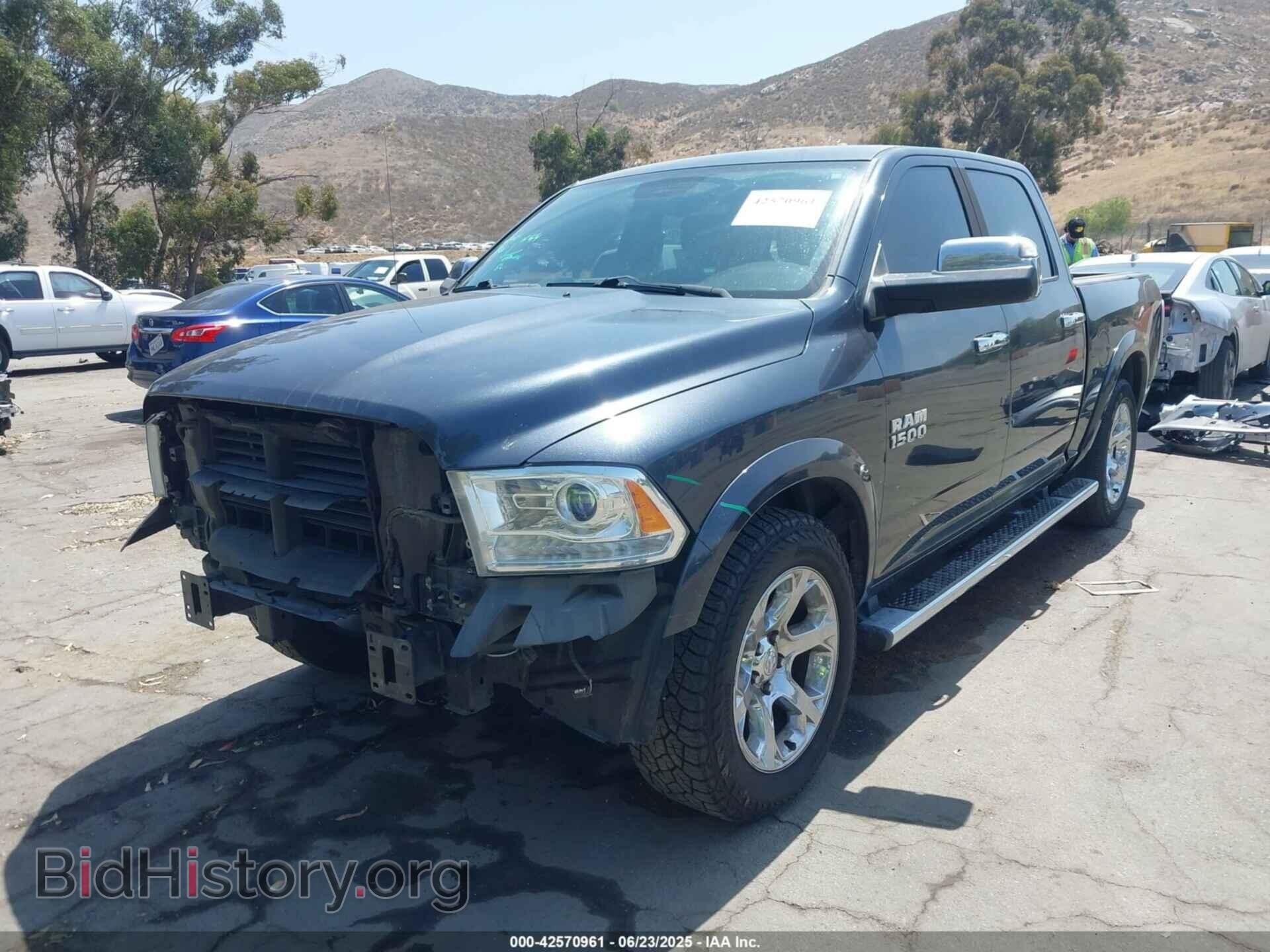 2015 RAM 1500 - VIN: 1C6RR6NG1FS565903 - Фото 2