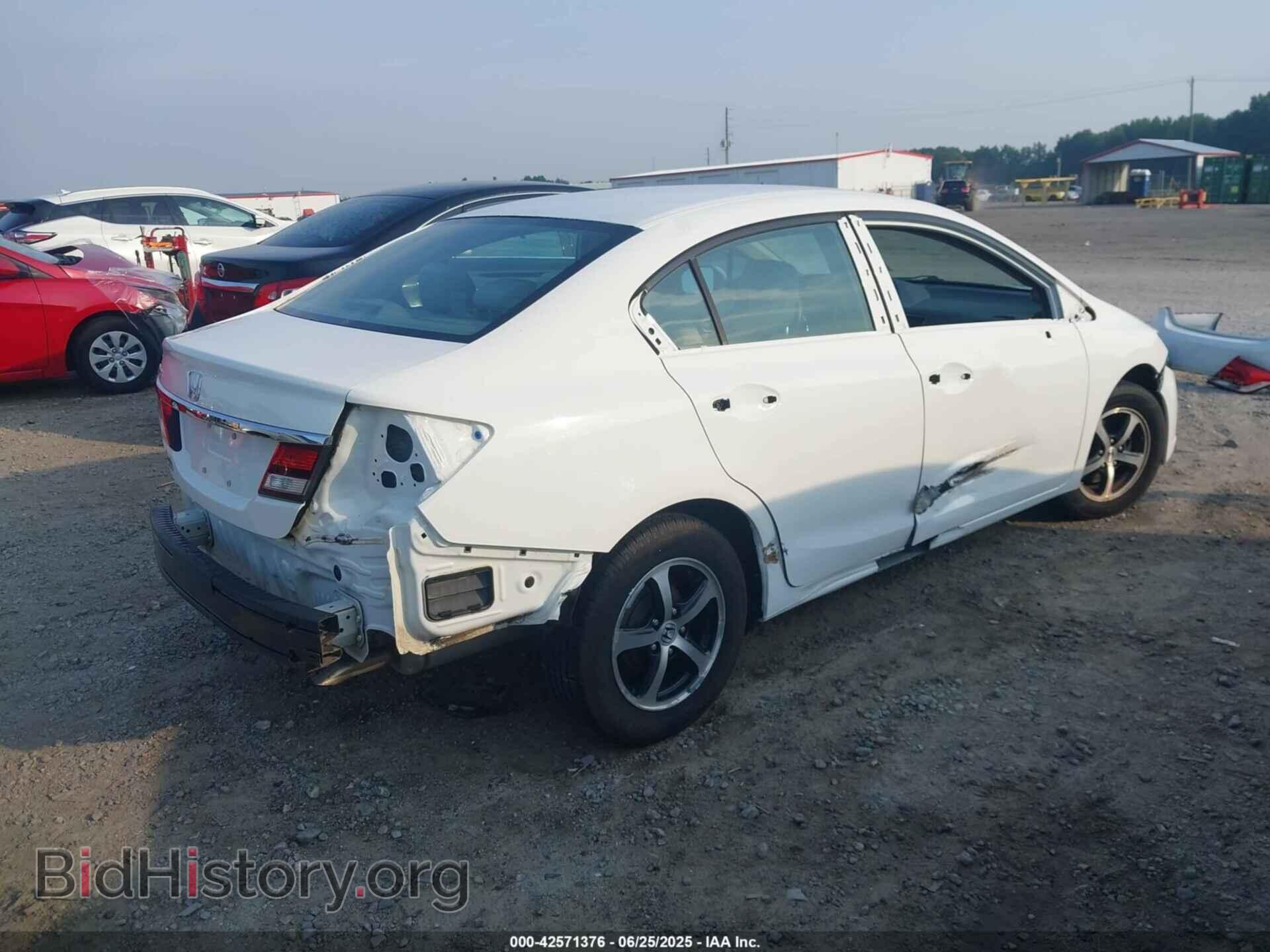 2015 HONDA CIVIC - VIN: 2HGFB2F75FH517479 - Фото 4