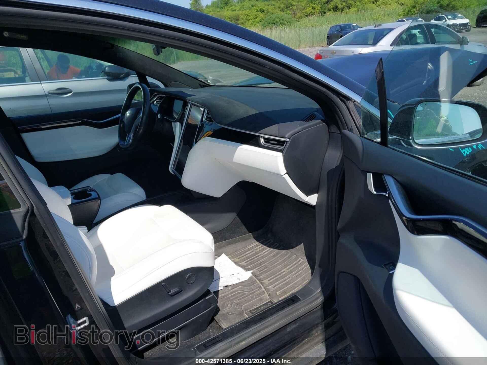2017 TESLA MODEL X - VIN: 5YJXCAE25HF044112 - Фото 5