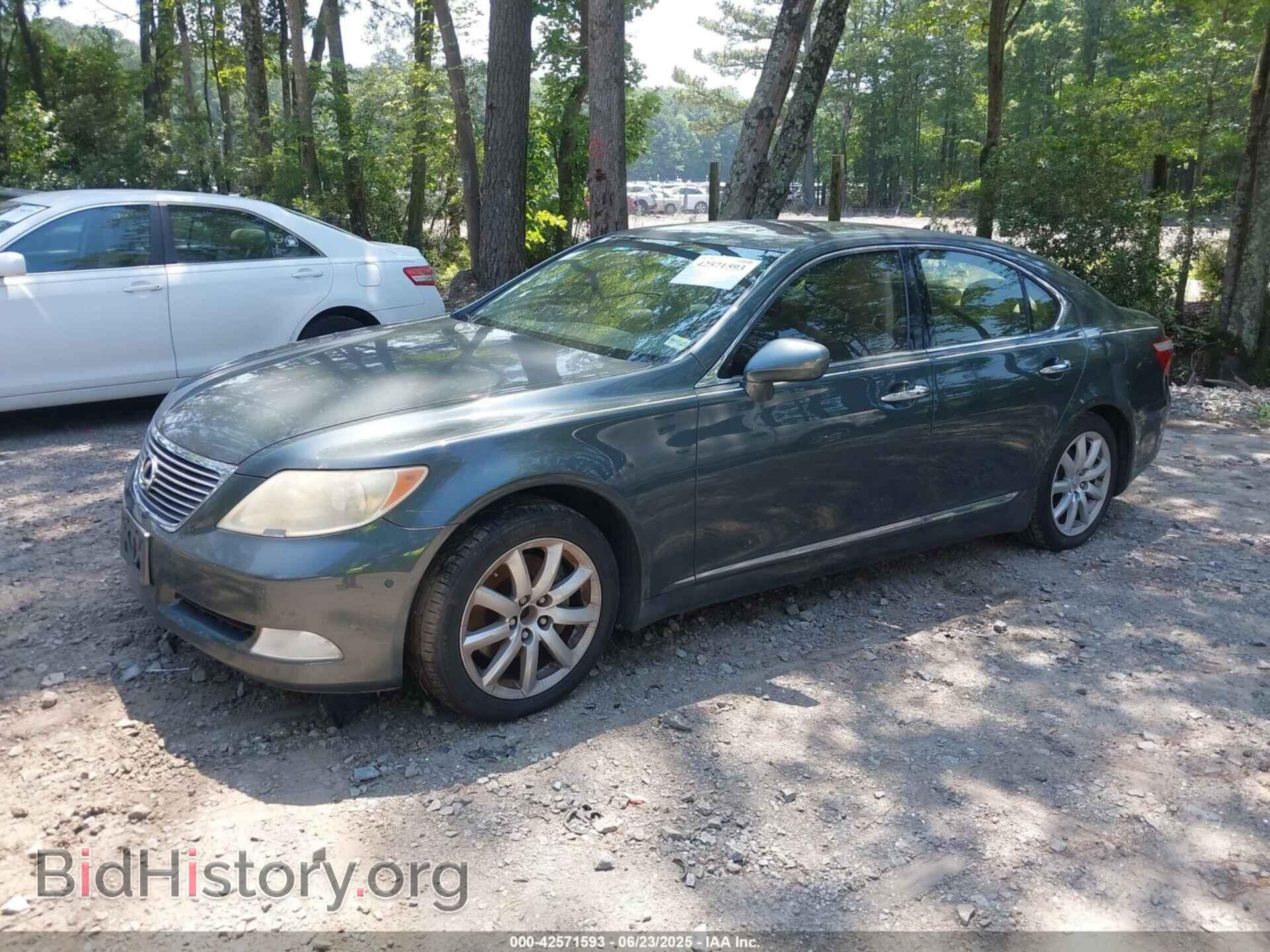 2008 LEXUS LS 460 - VIN: JTHBL46FX85070461 - Photo 2