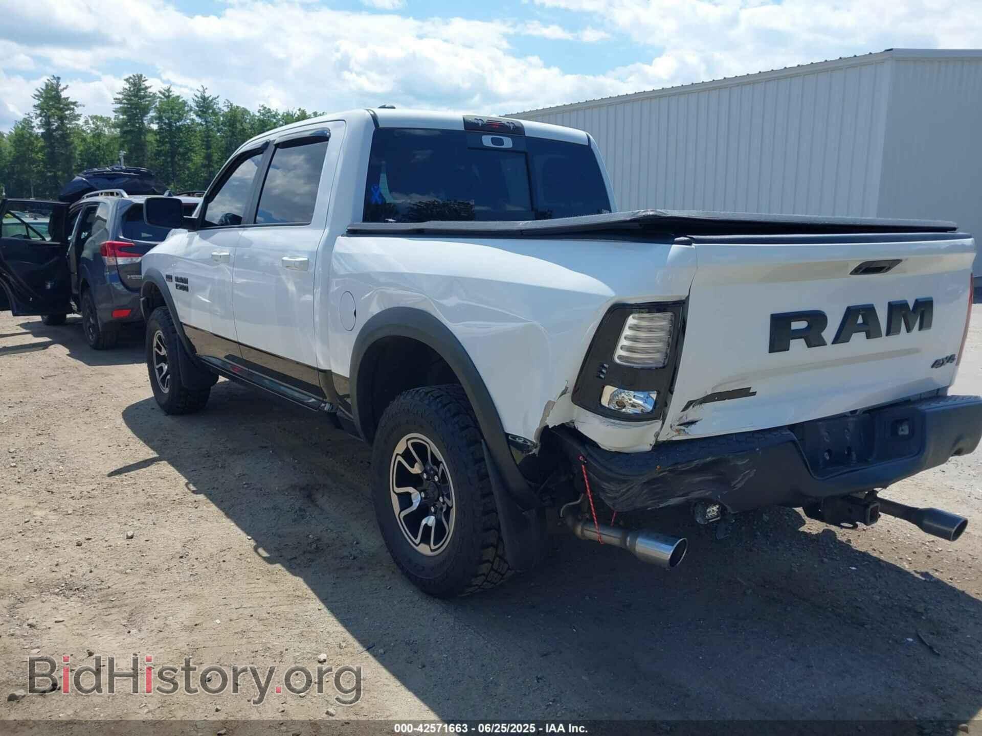 2016 RAM 1500 - VIN: 1C6RR7YT0GS371783 - Фото 3