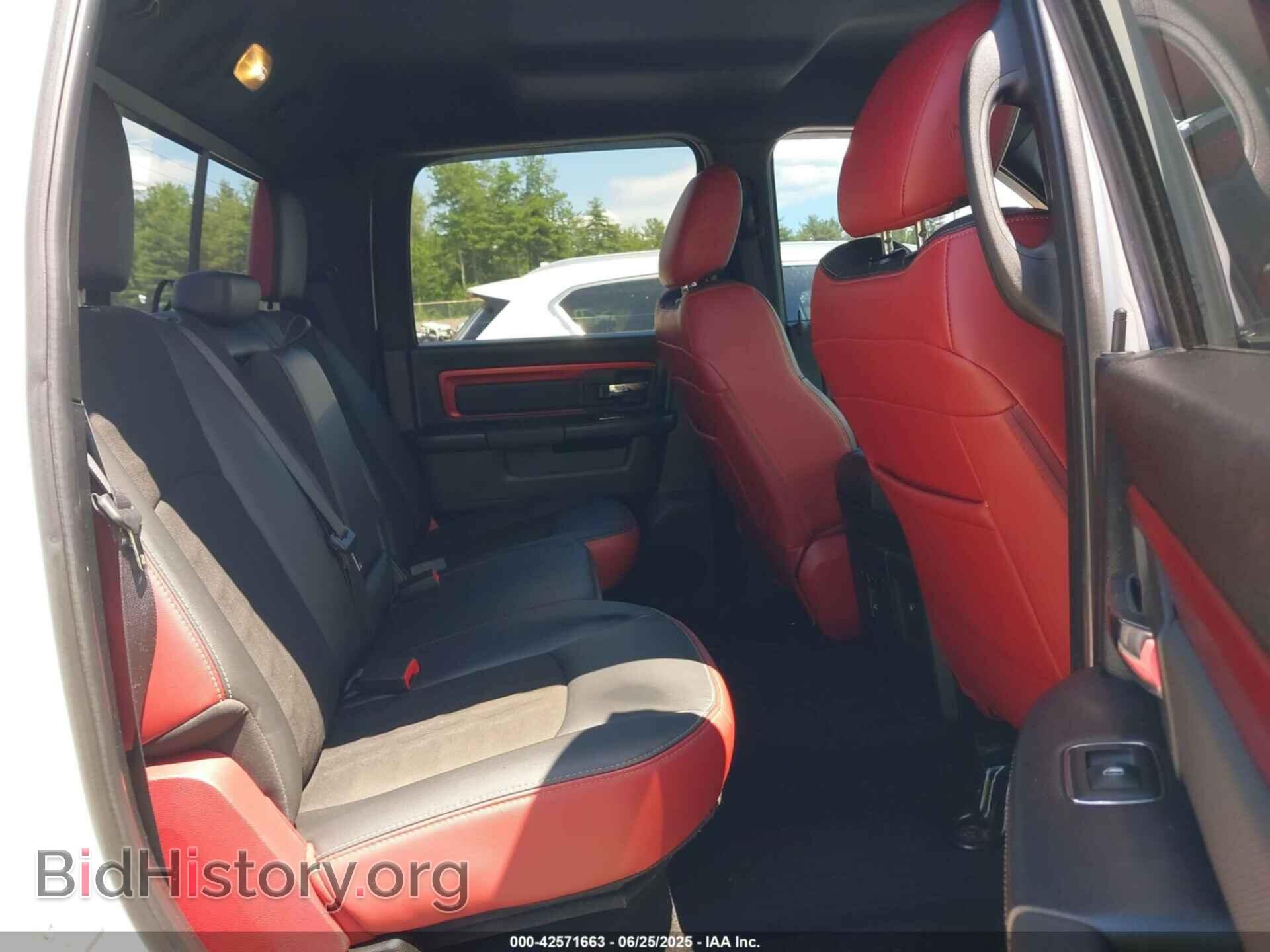 2016 RAM 1500 - VIN: 1C6RR7YT0GS371783 - Фото 8