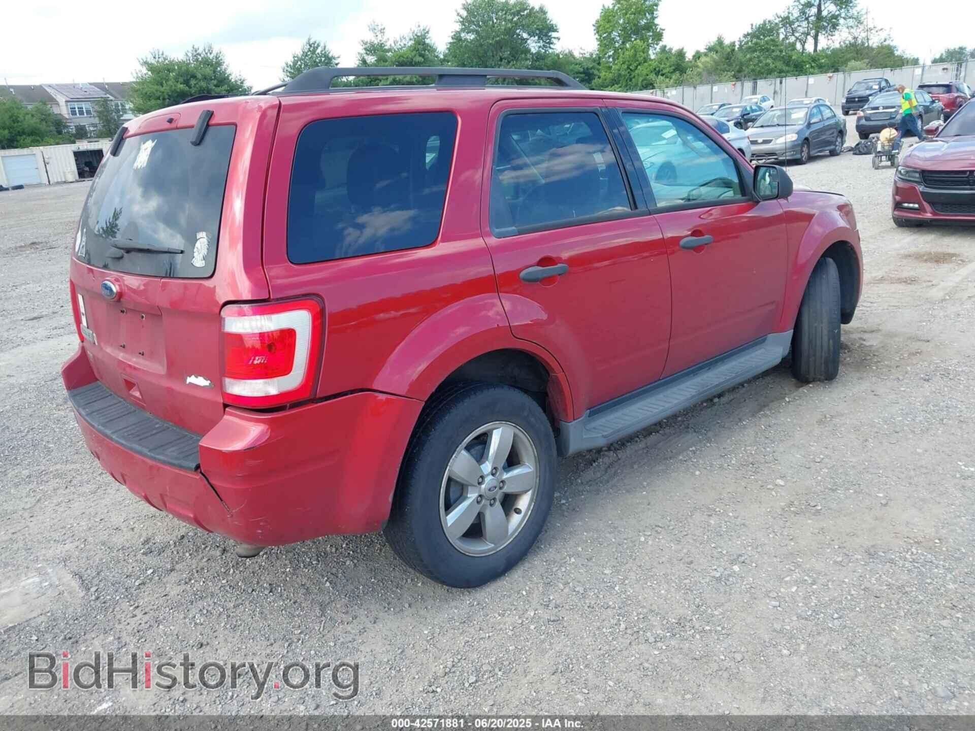 2011 FORD ESCAPE - VIN: 1FMCU0D73BKB01223 - Фото 4