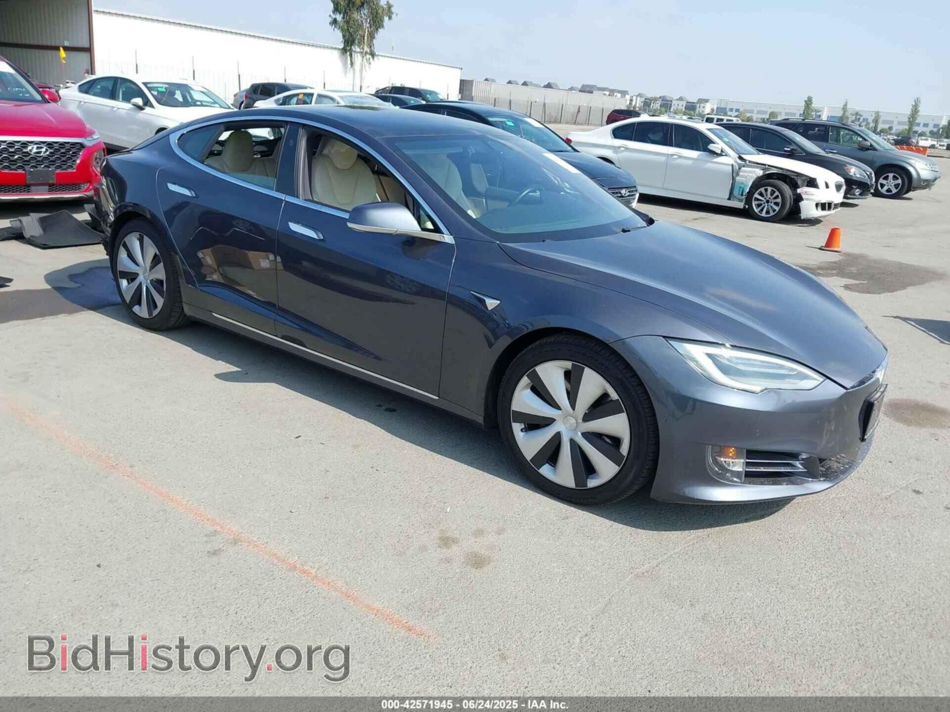 Photo 5YJSA1E24LF415849 - TESLA MODEL S 2020