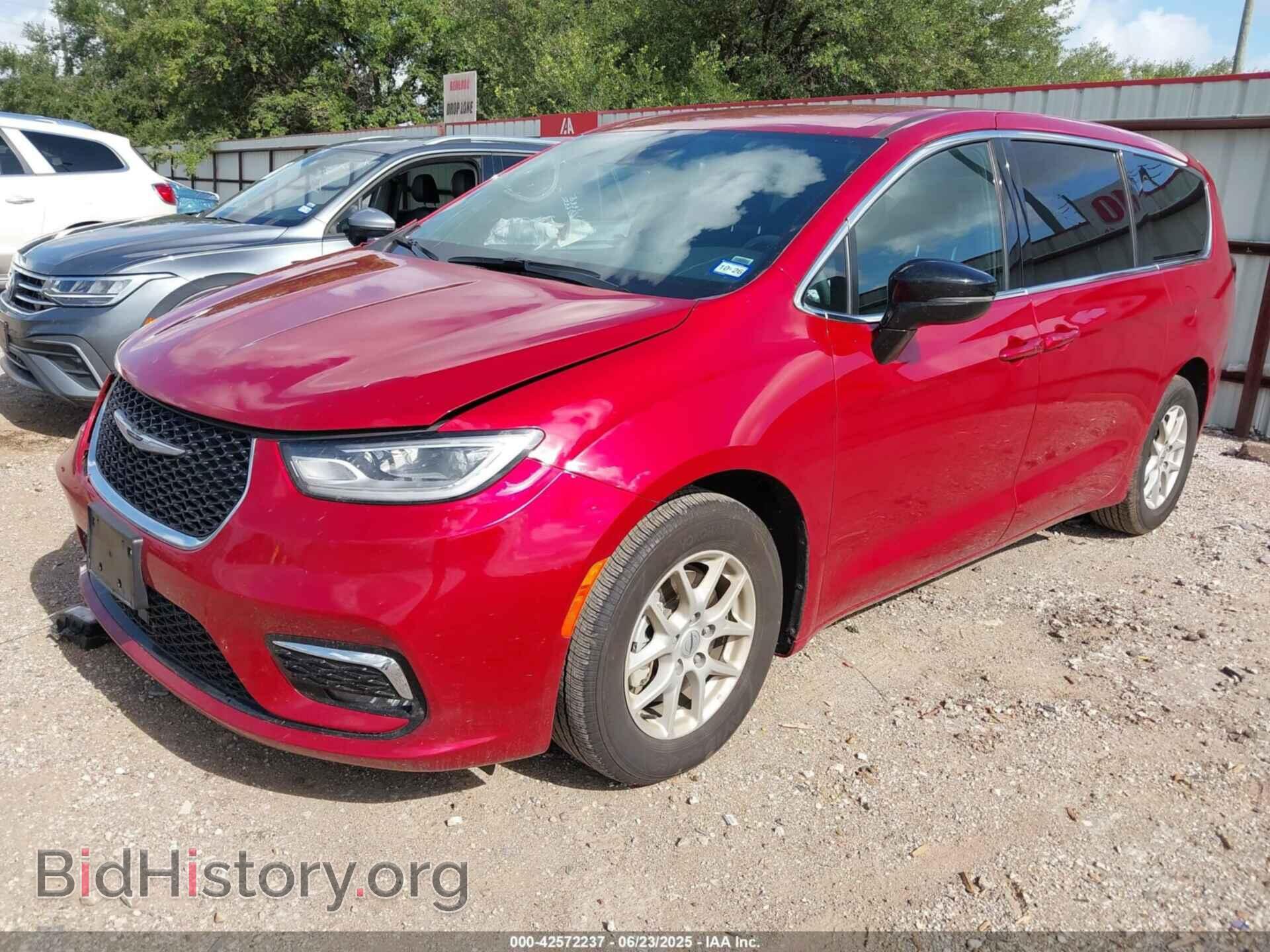 2025 CHRYSLER PACIFICA - VIN: 2C4RC1BG9SR516185 - Photo 2
