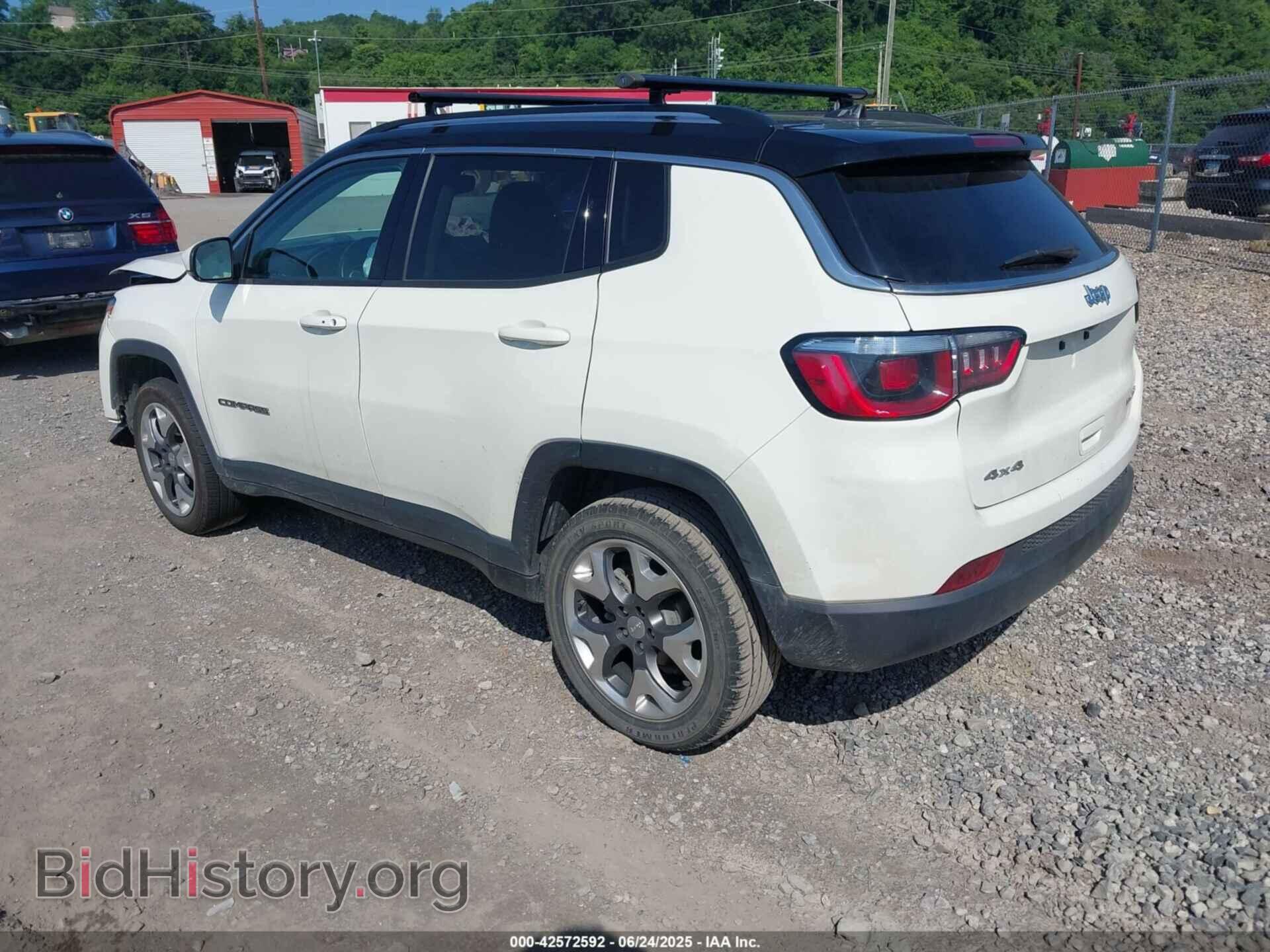 2019 JEEP COMPASS - VIN: 3C4NJDCB7KT674028 - Фото 3