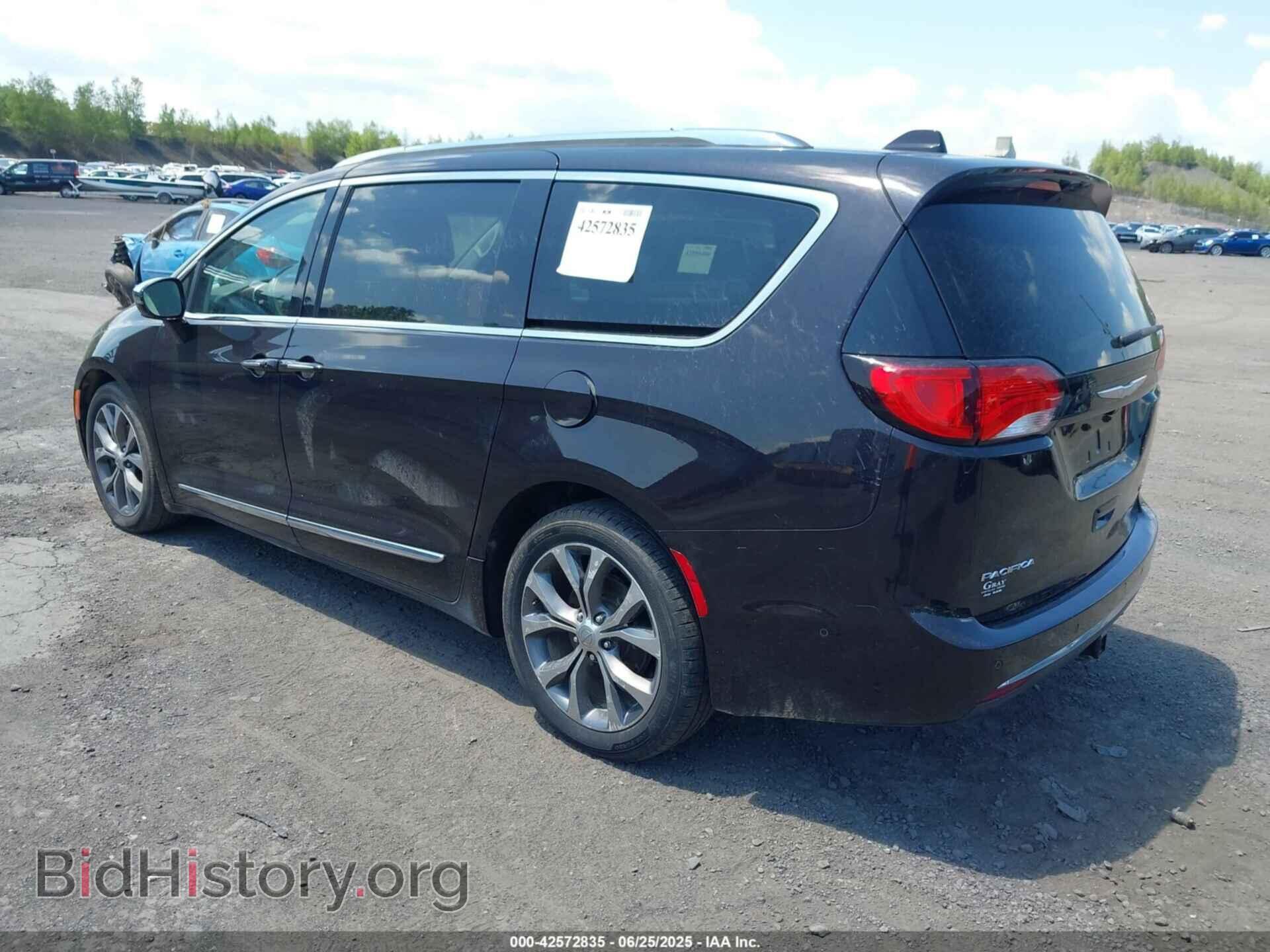 2017 CHRYSLER PACIFICA - VIN: 2C4RC1GG7HR525064 - Фото 3