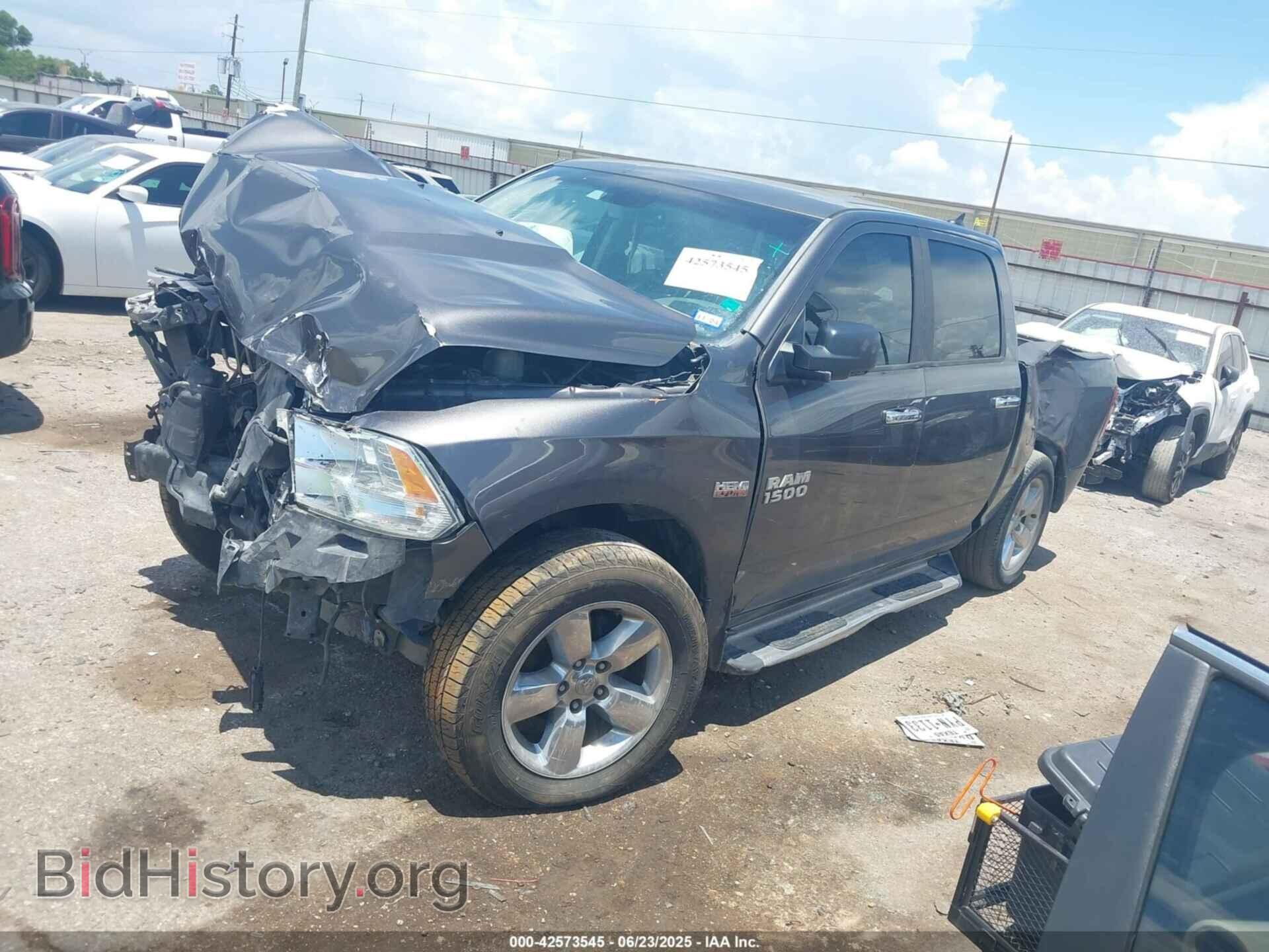 2016 RAM 1500 - VIN: 1C6RR6LT1GS269670 - Фото 2