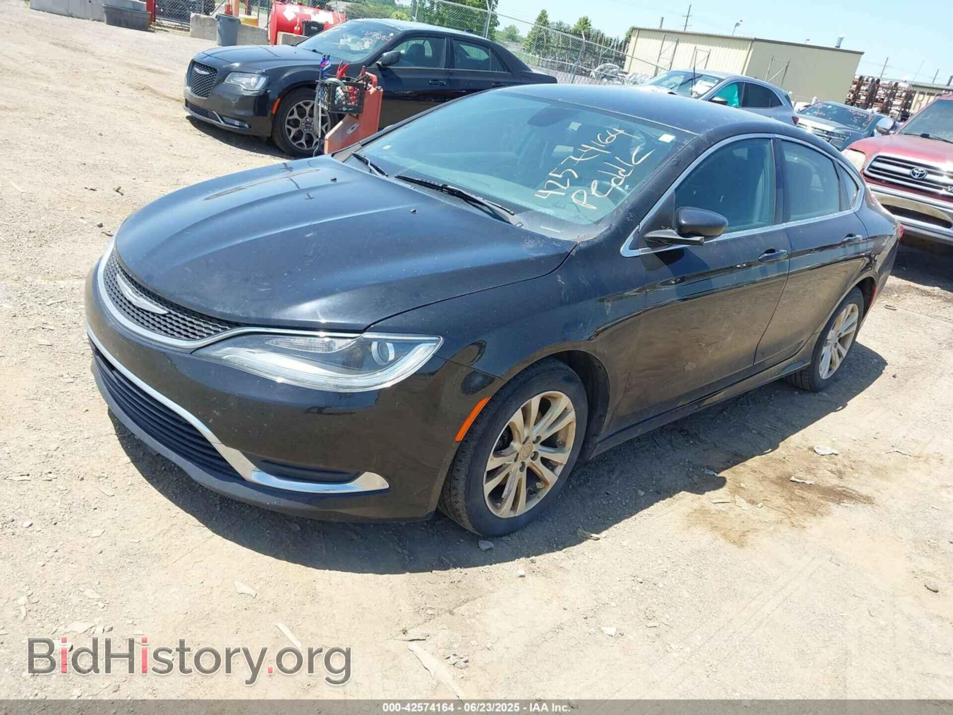2015 CHRYSLER 200 - VIN: 1C3CCCAB8FN670305 - Фото 2