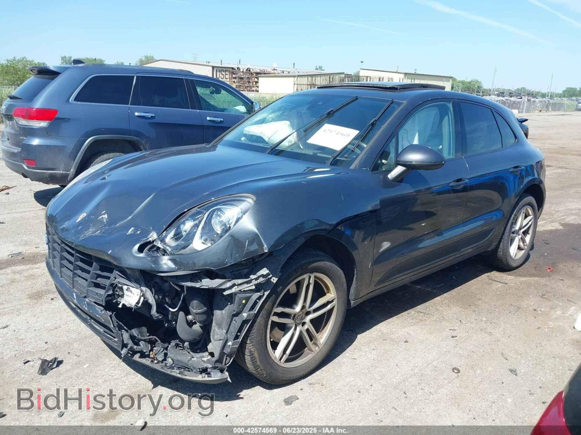 2017 PORSCHE MACAN - VIN: WP1AA2A58HLB01772 - Photo 2