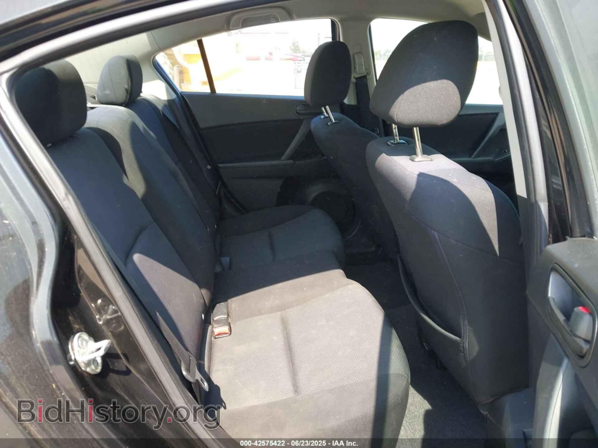 2011 MAZDA MAZDA3 - VIN: JM1BL1UG2B1467379 - Фото 8