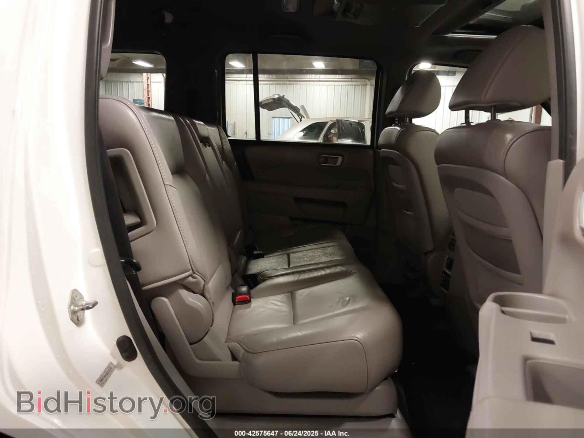 2011 HONDA PILOT - VIN: 5FNYF4H61BB060682 - Фото 8