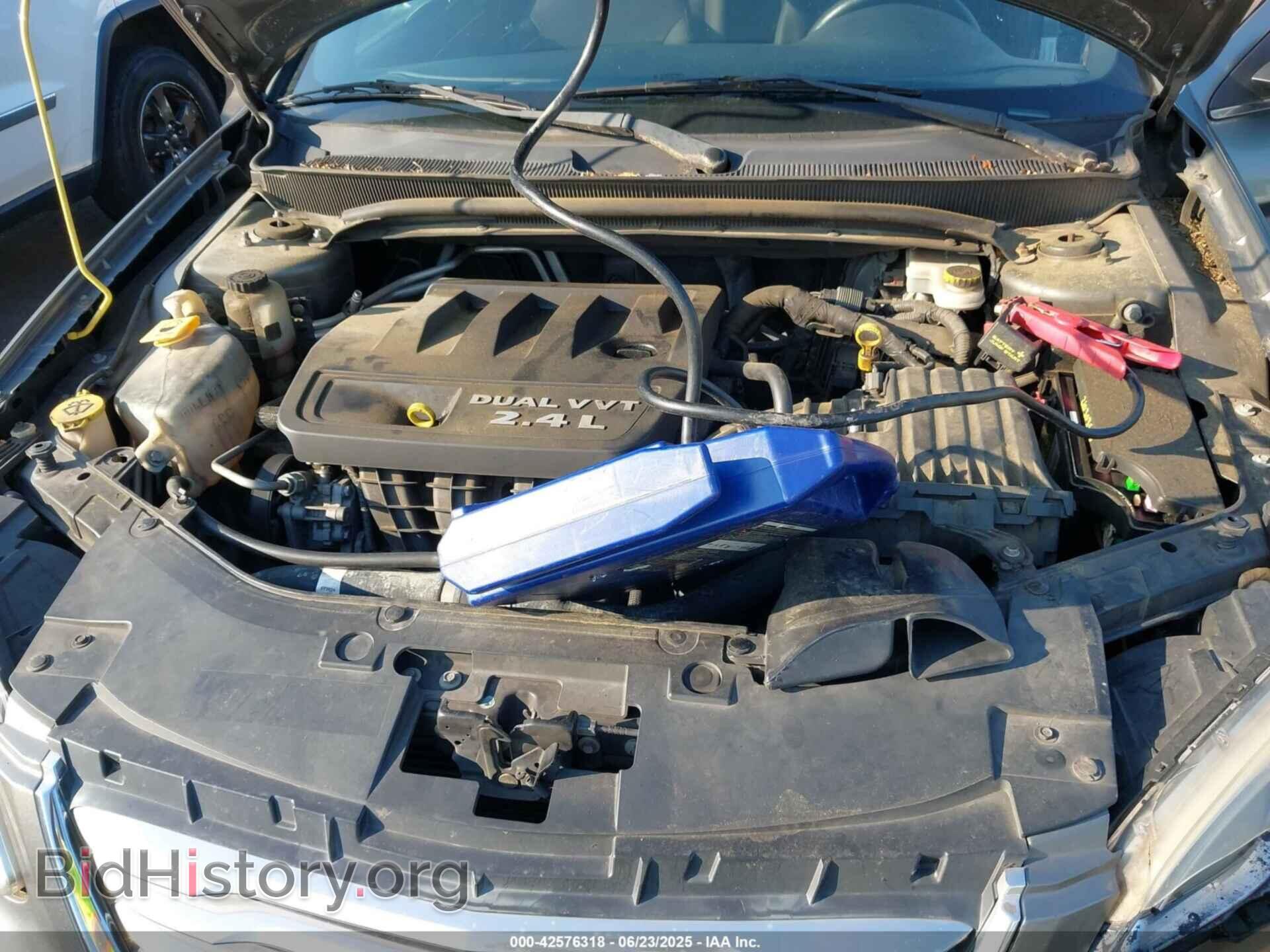 2013 CHRYSLER 200 - VIN: 1C3CCBAB0DN671813 - Фото 10