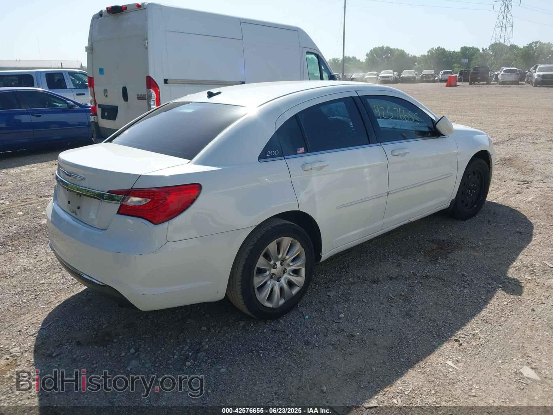 2012 CHRYSLER 200 - VIN: 1C3CCBAB0CN202252 - Фото 4