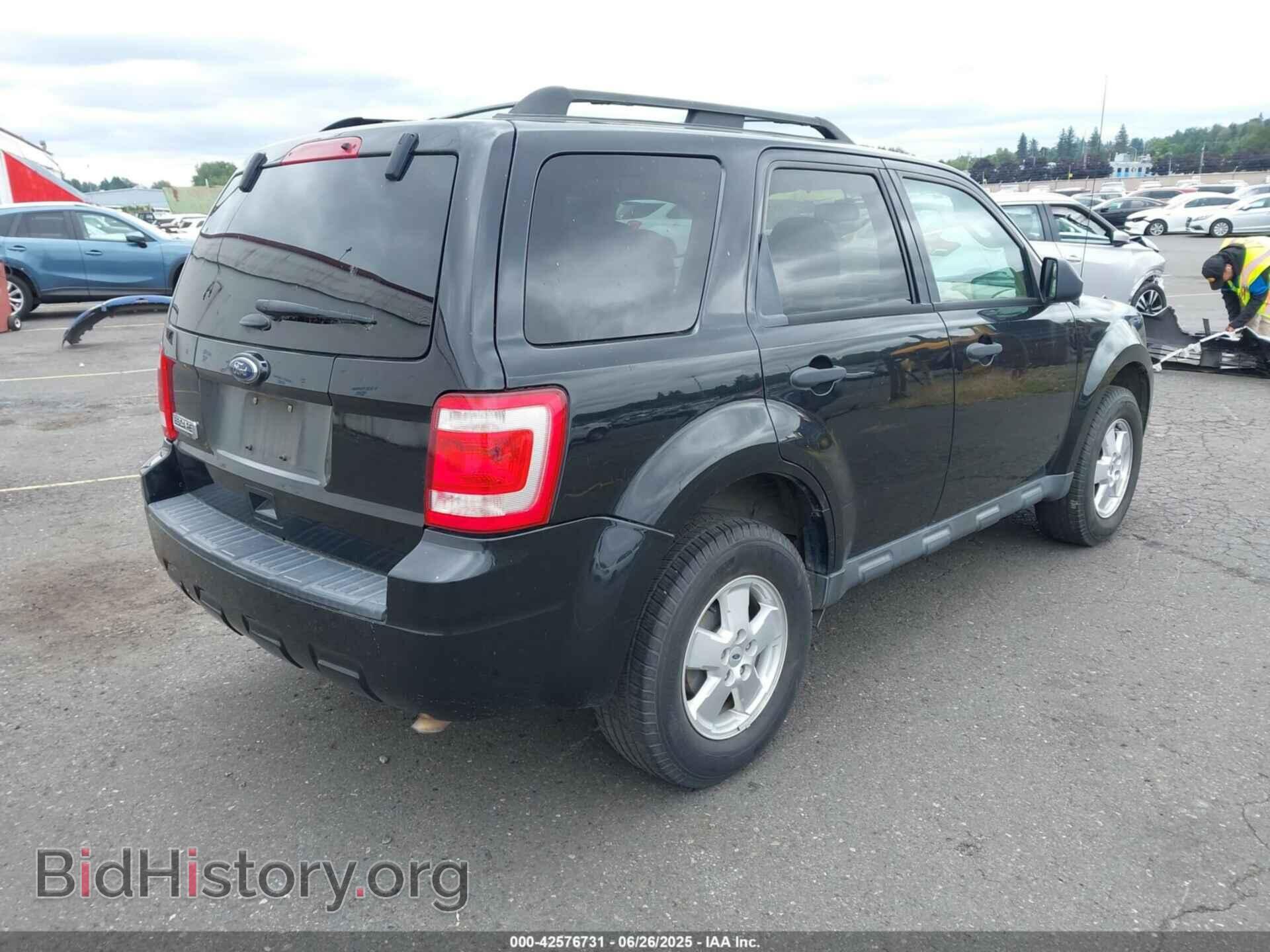 2011 FORD ESCAPE - VIN: 1FMCU9D74BKB37023 - Фото 4