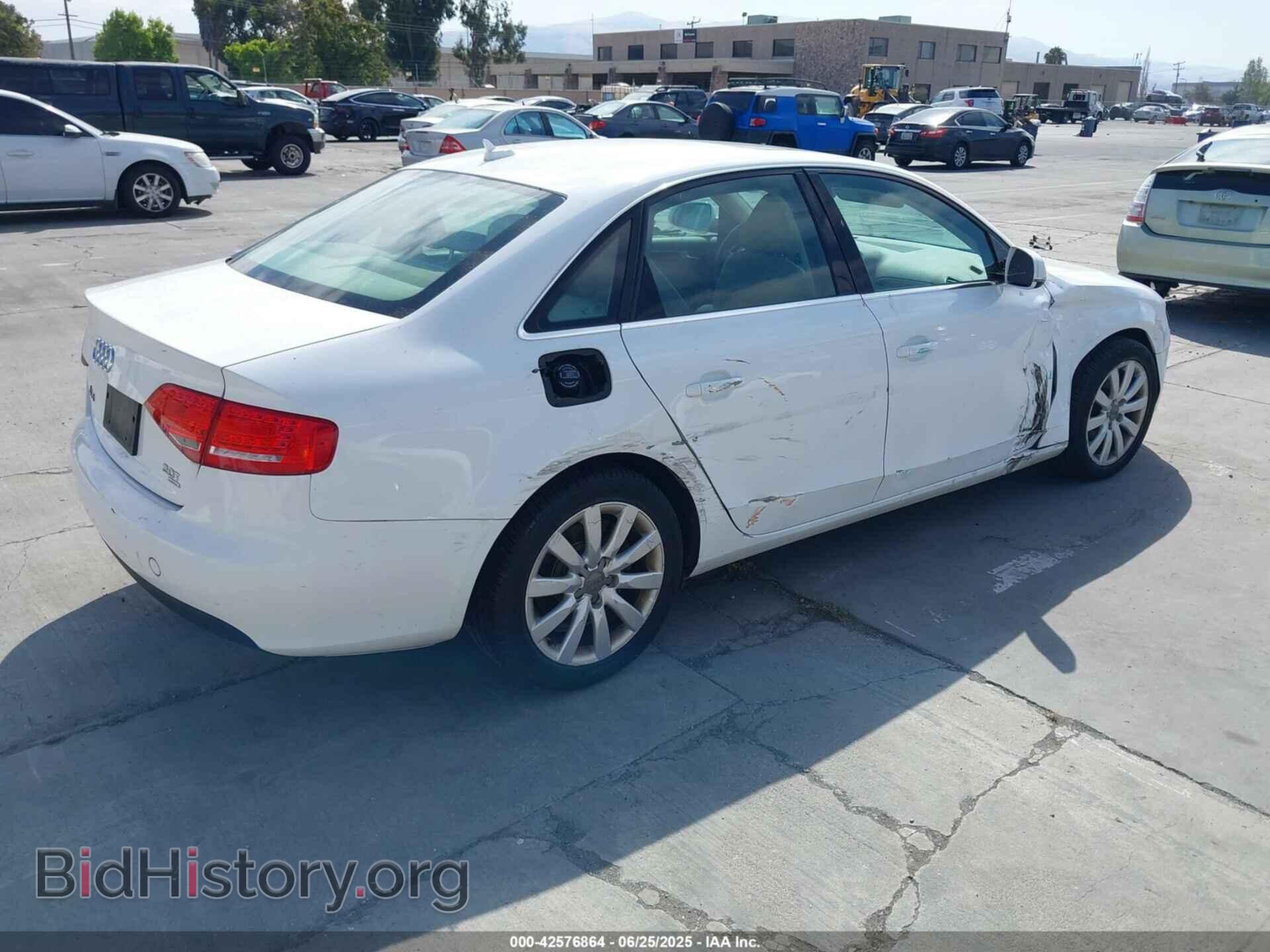 2011 AUDI A4 - VIN: WAUFFAFL1BN027808 - Фото 4