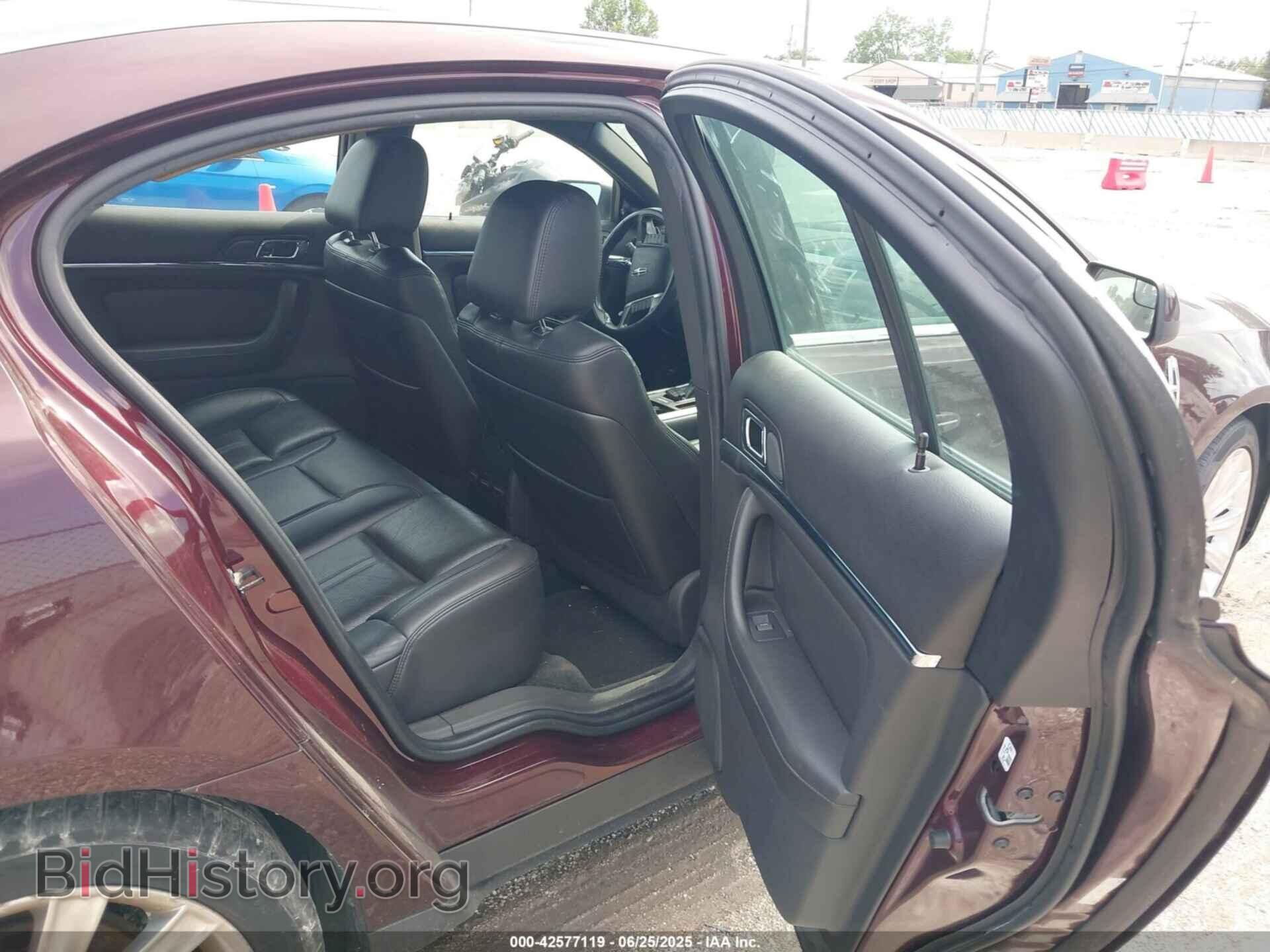 2011 LINCOLN MKS - VIN: 1LNHL9FT3BG611694 - Фото 8