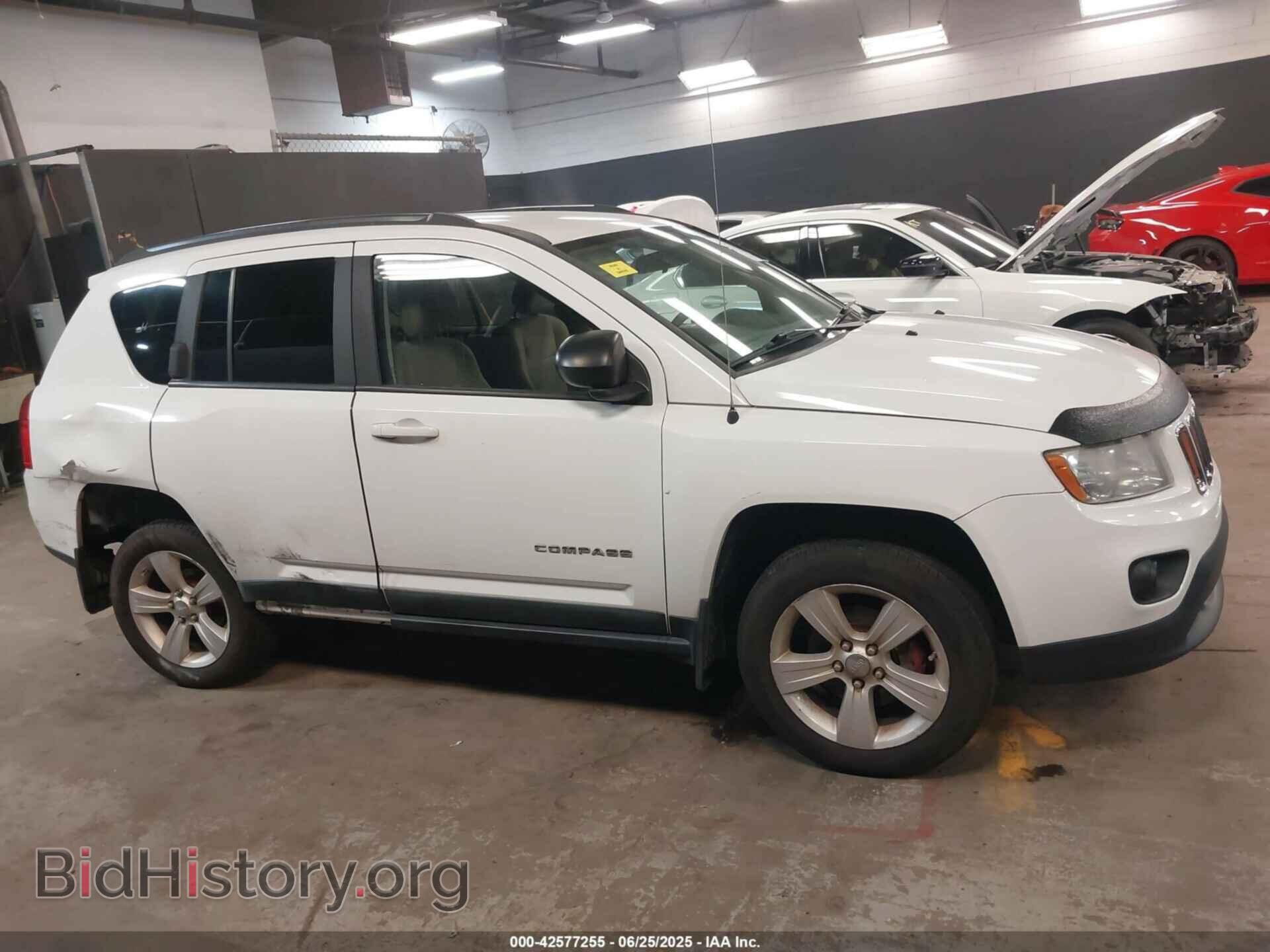 2011 JEEP COMPASS - VIN: 1J4NF1FB3BD277721 - Photo 13