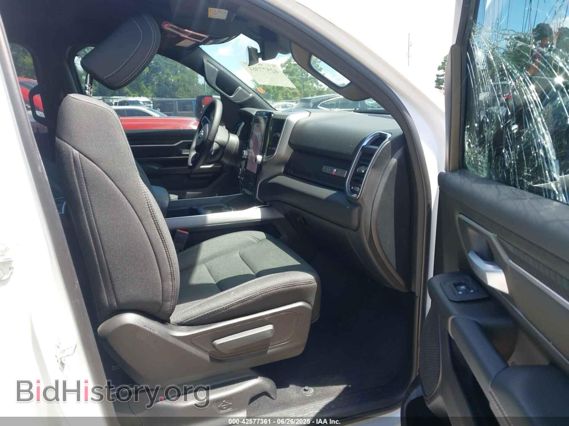 2025 RAM 1500 - VIN: 1C6RREFG7SN534270 - Photo 5