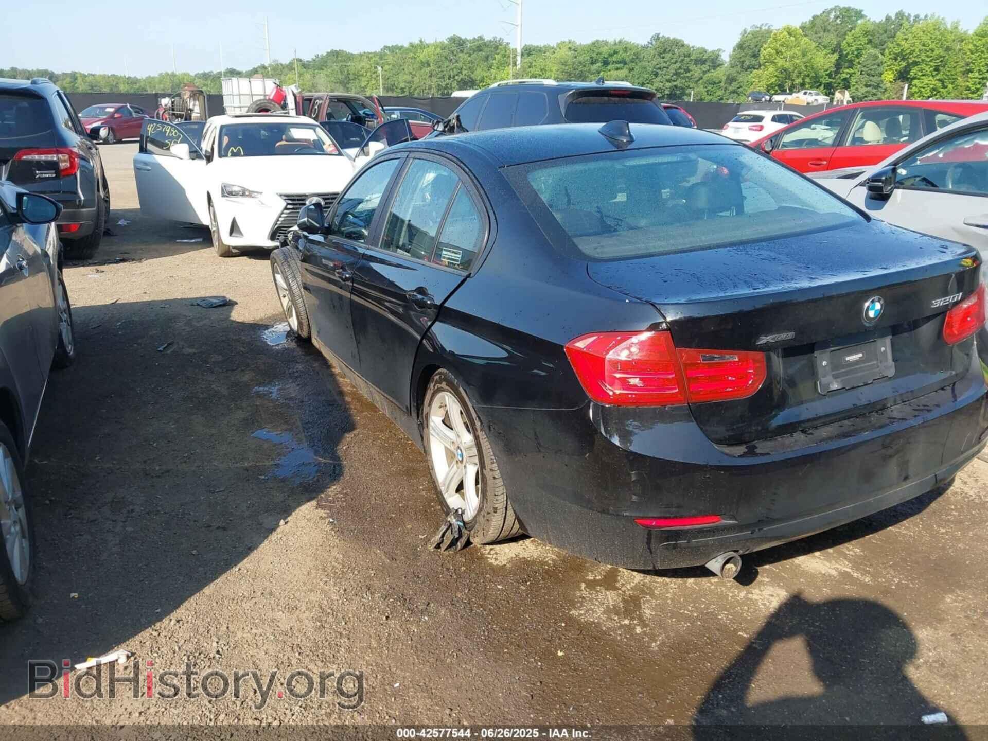 2013 BMW 320I - VIN: WBA3C3C53DF979221 - Фото 3