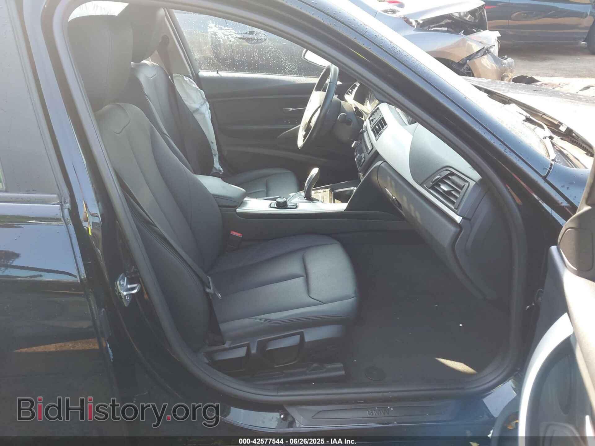 2013 BMW 320I - VIN: WBA3C3C53DF979221 - Фото 5
