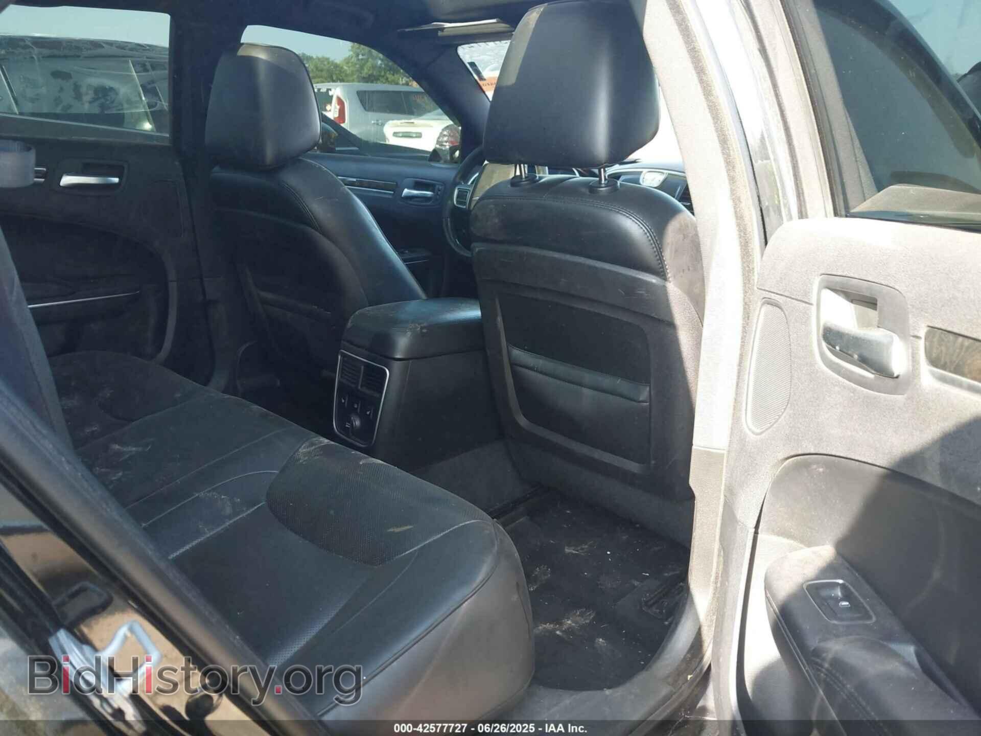 2011 CHRYSLER 300C - VIN: 2C3CA6CT5BH594686 - Фото 8