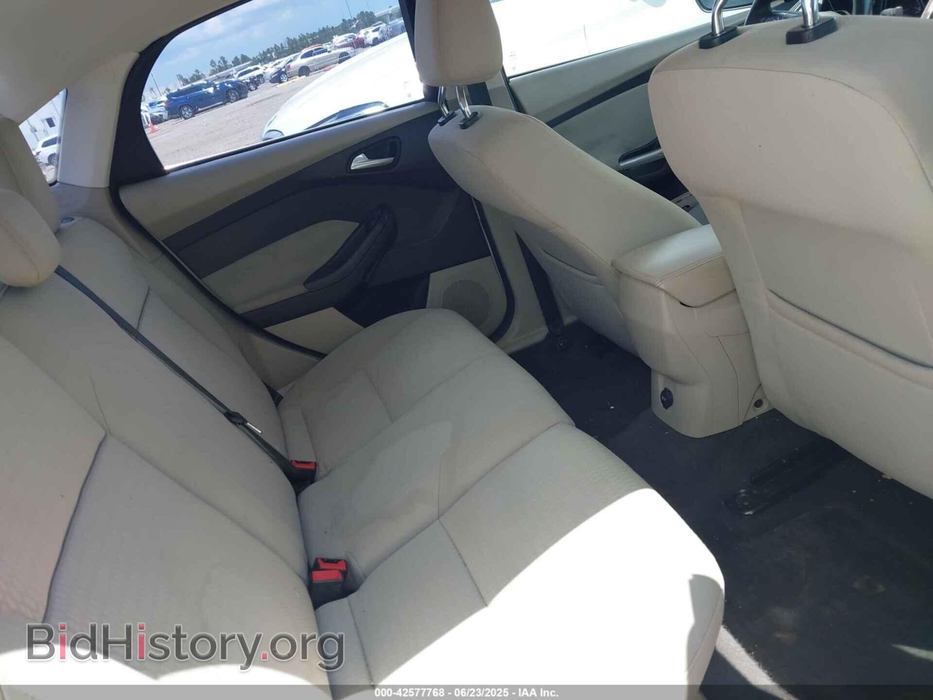 2012 FORD FOCUS - VIN: 1FAHP3H24CL361990 - Фото 8