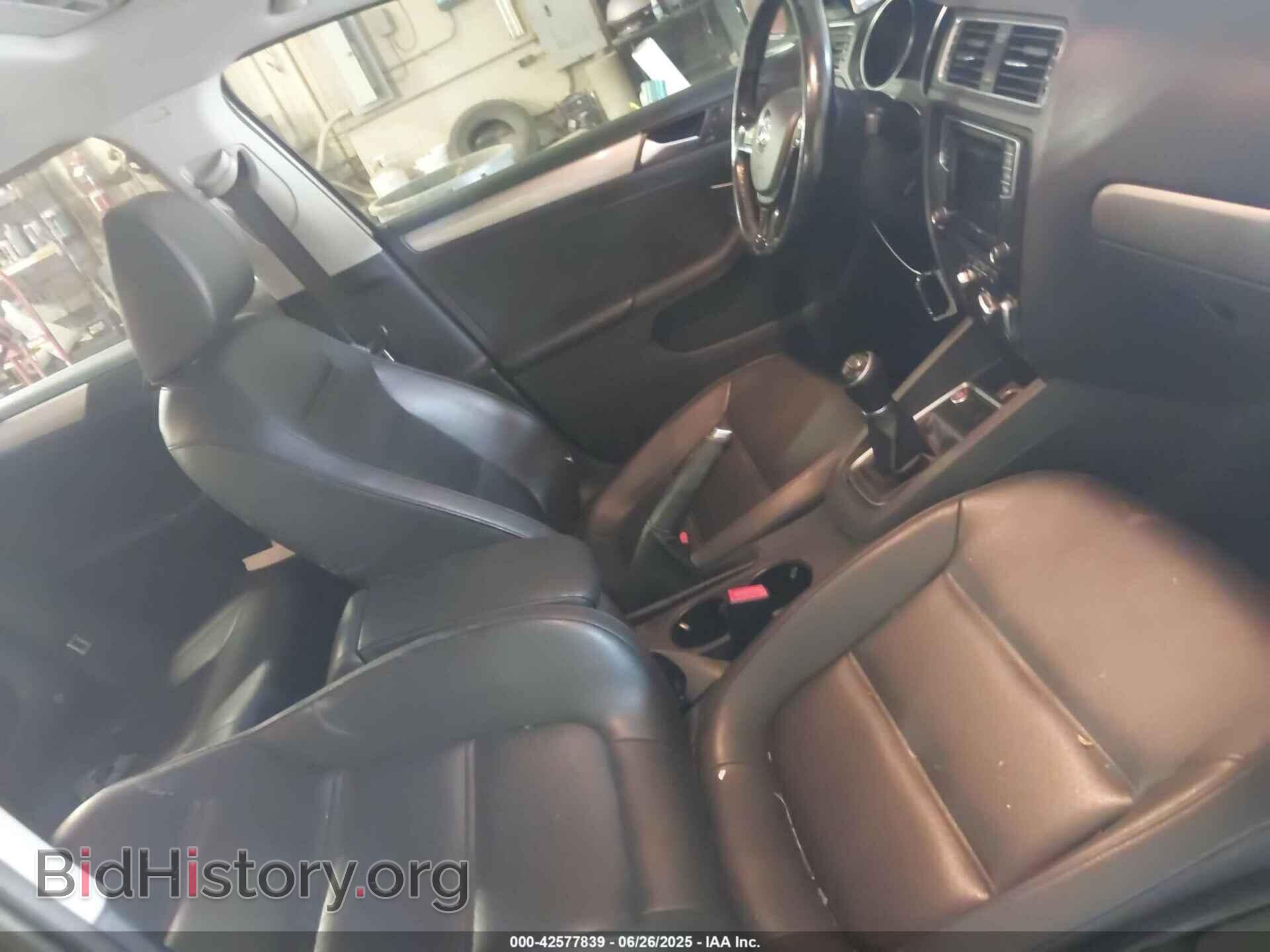 2017 VOLKSWAGEN JETTA - VIN: 3VWB67AJ1HM399403 - Фото 5