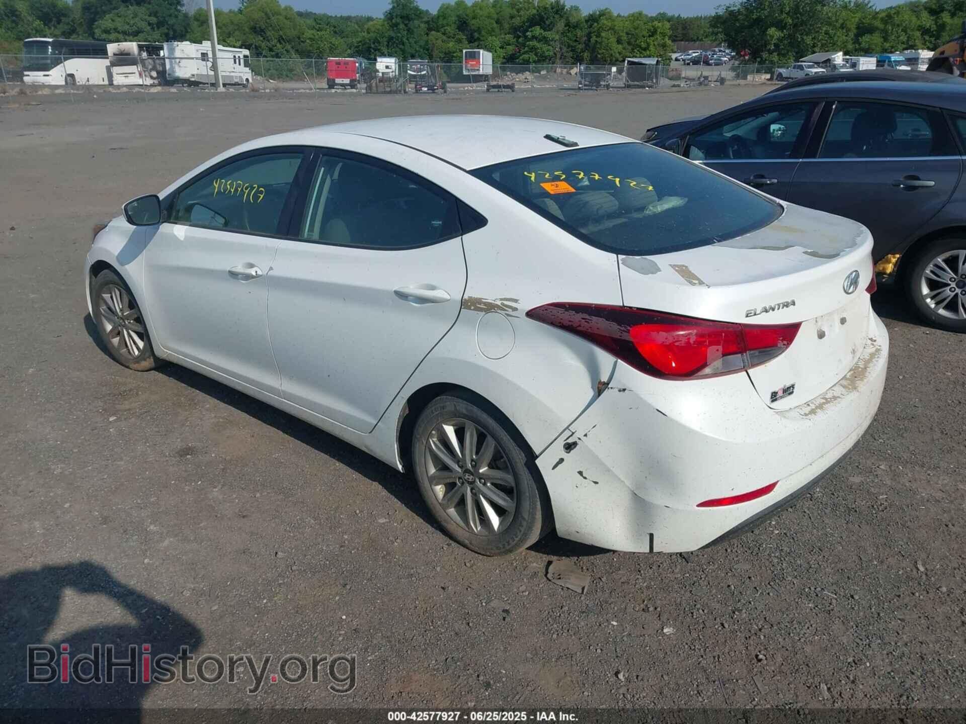 2016 HYUNDAI ELANTRA - VIN: 5NPDH4AE3GH683949 - Фото 3