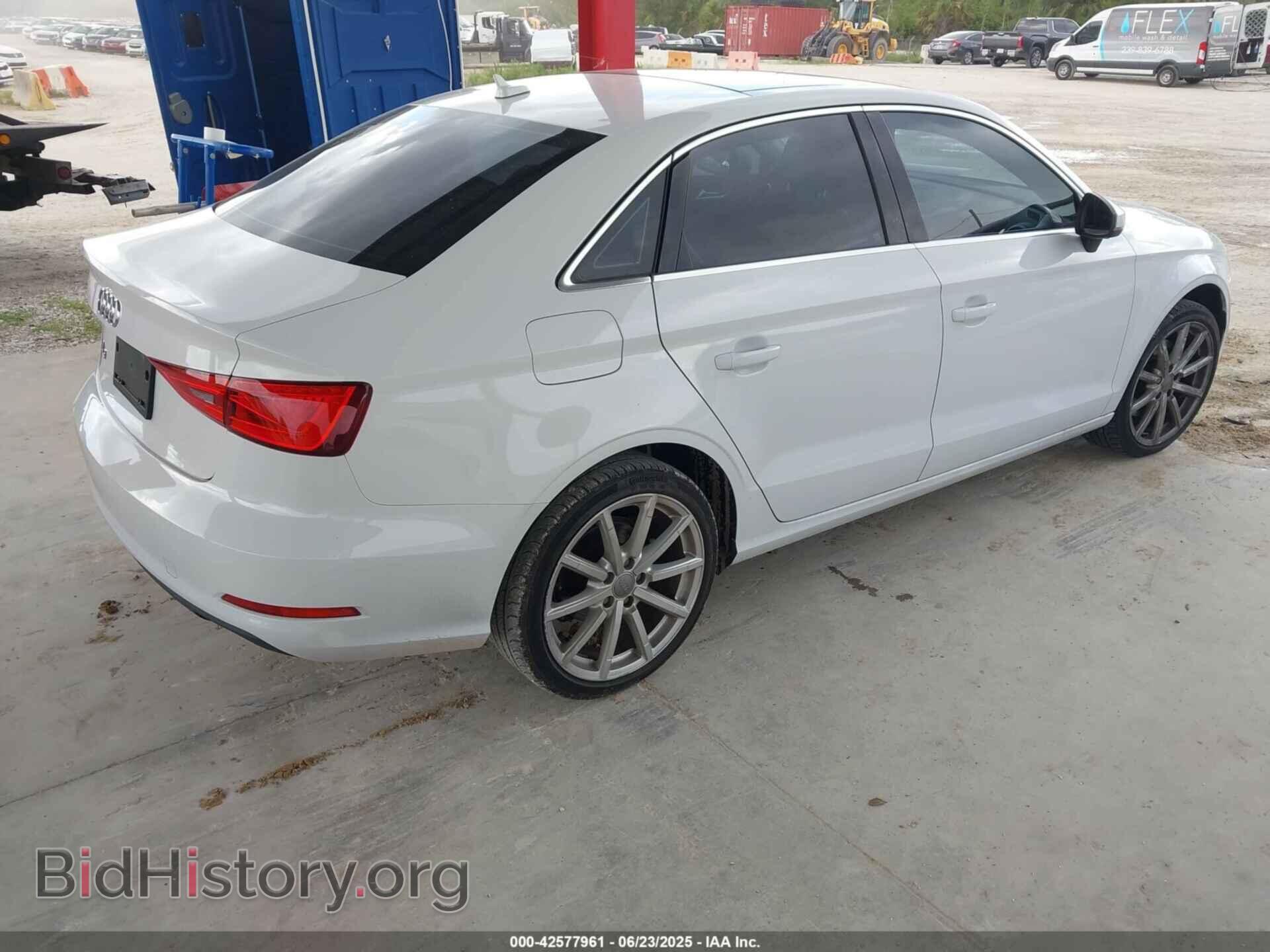 2015 AUDI A3 - VIN: WAUCCGFF5F1039868 - Фото 4