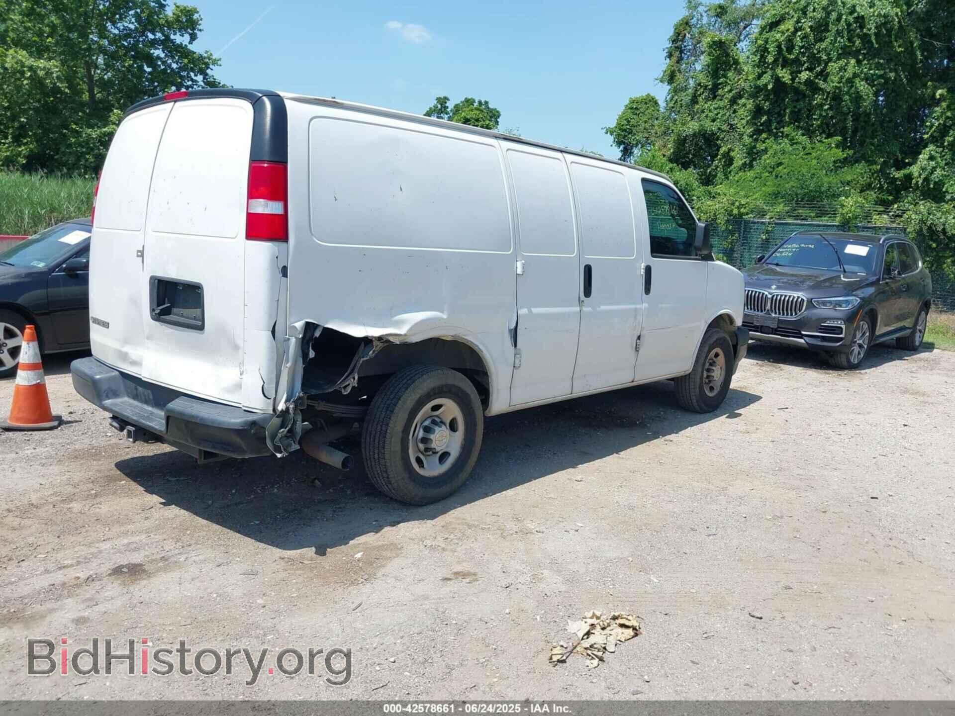 2021 CHEVROLET EXPRESS CARGO - VIN: 1GCWGAFP7M1240646 - Фото 4