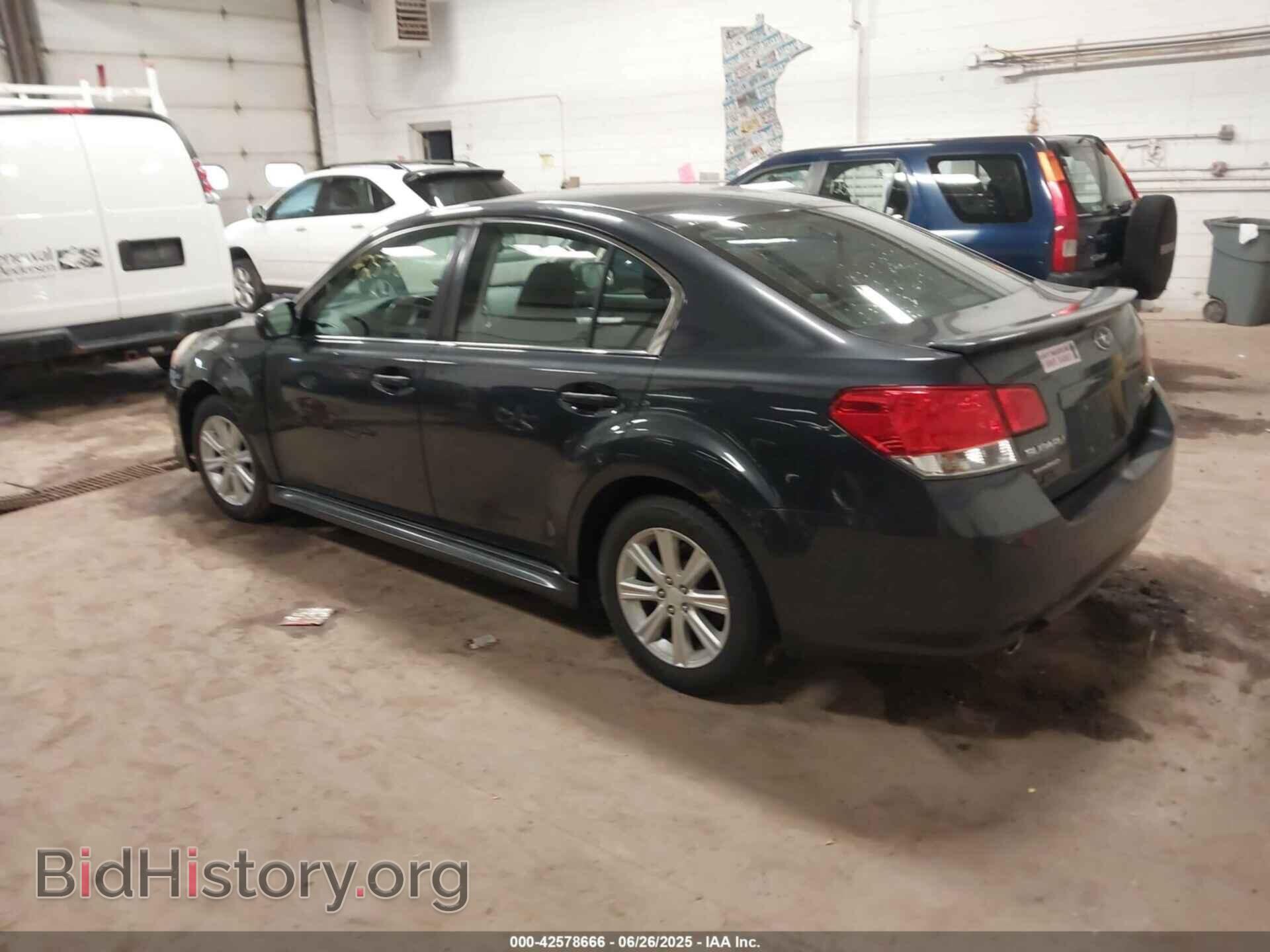 2011 SUBARU LEGACY - VIN: 4S3BMBG63B3213450 - Фото 3