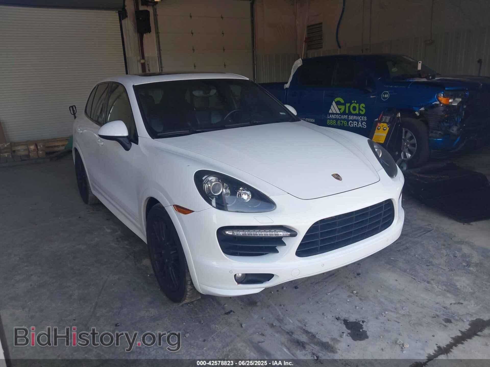 Photo WP1AD2A2XDLA71102 - PORSCHE CAYENNE 2013