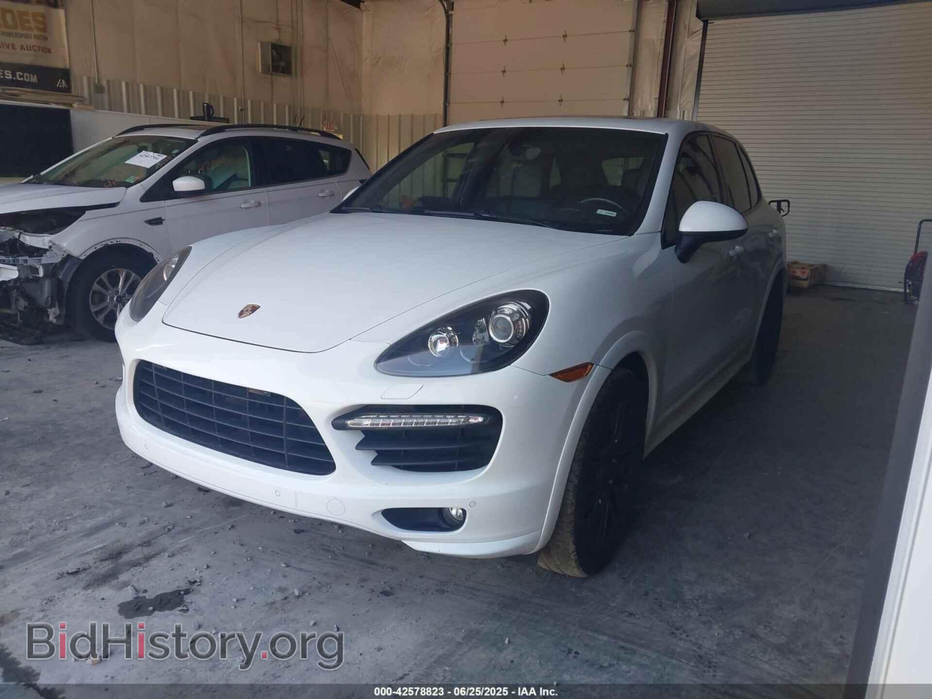 2013 PORSCHE CAYENNE - VIN: WP1AD2A2XDLA71102 - Фото 2