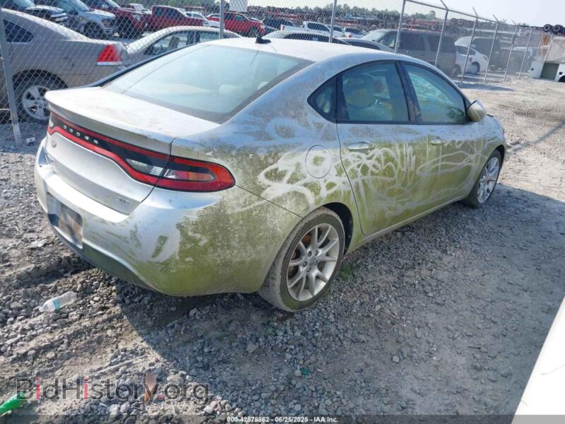 2013 Dodge DART (VIN 1C3CDFBA0DD188032) — photo 4 of 11