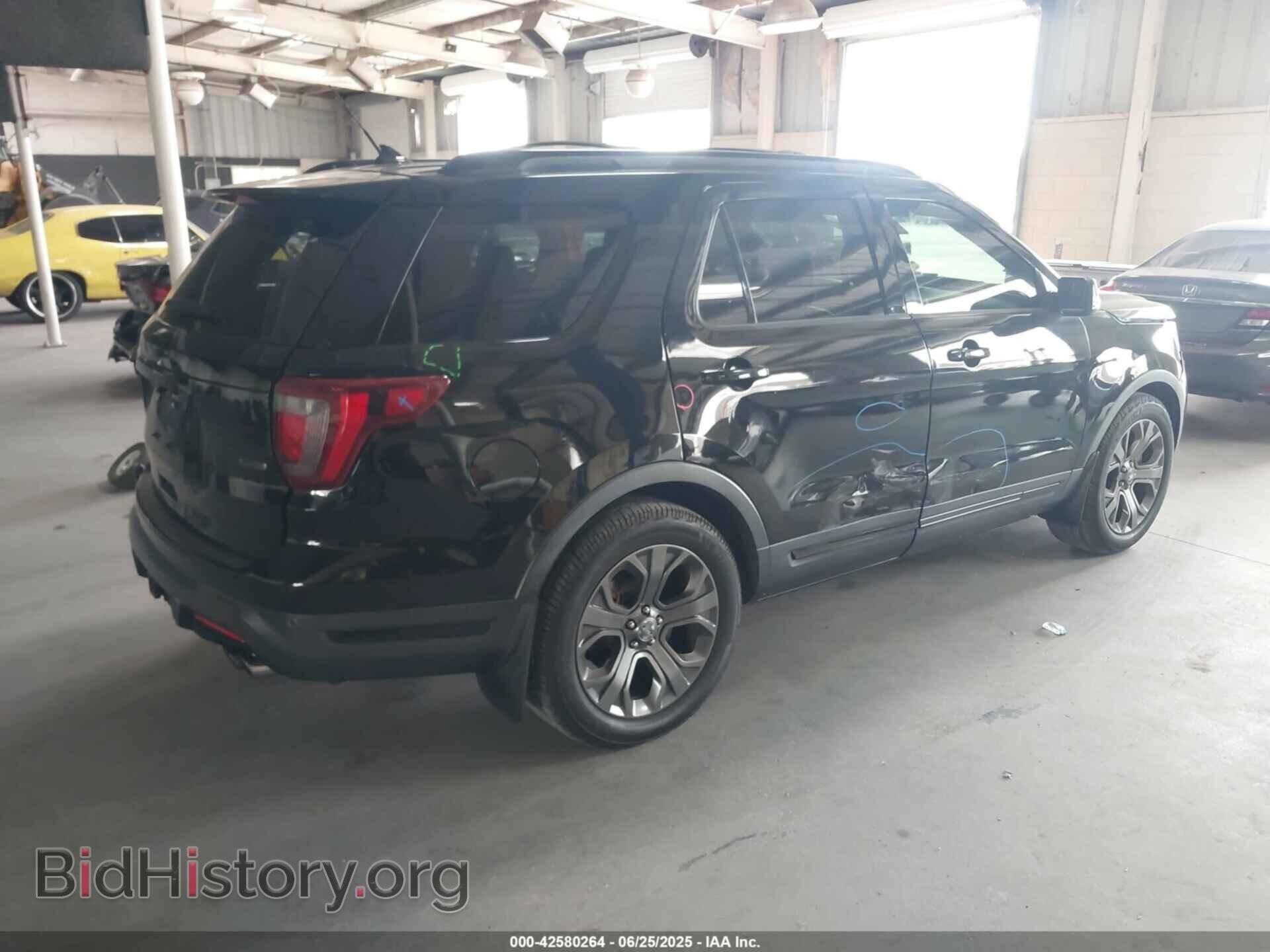 2018 FORD EXPLORER - VIN: 1FM5K8GT8JGB63417 - Фото 4