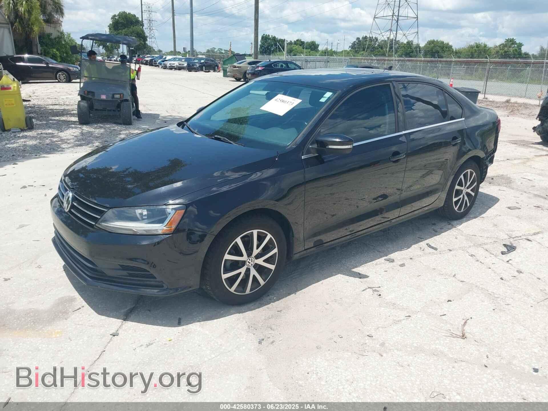 2017 VOLKSWAGEN JETTA - VIN: 3VWDB7AJXHM201714 - Фото 2